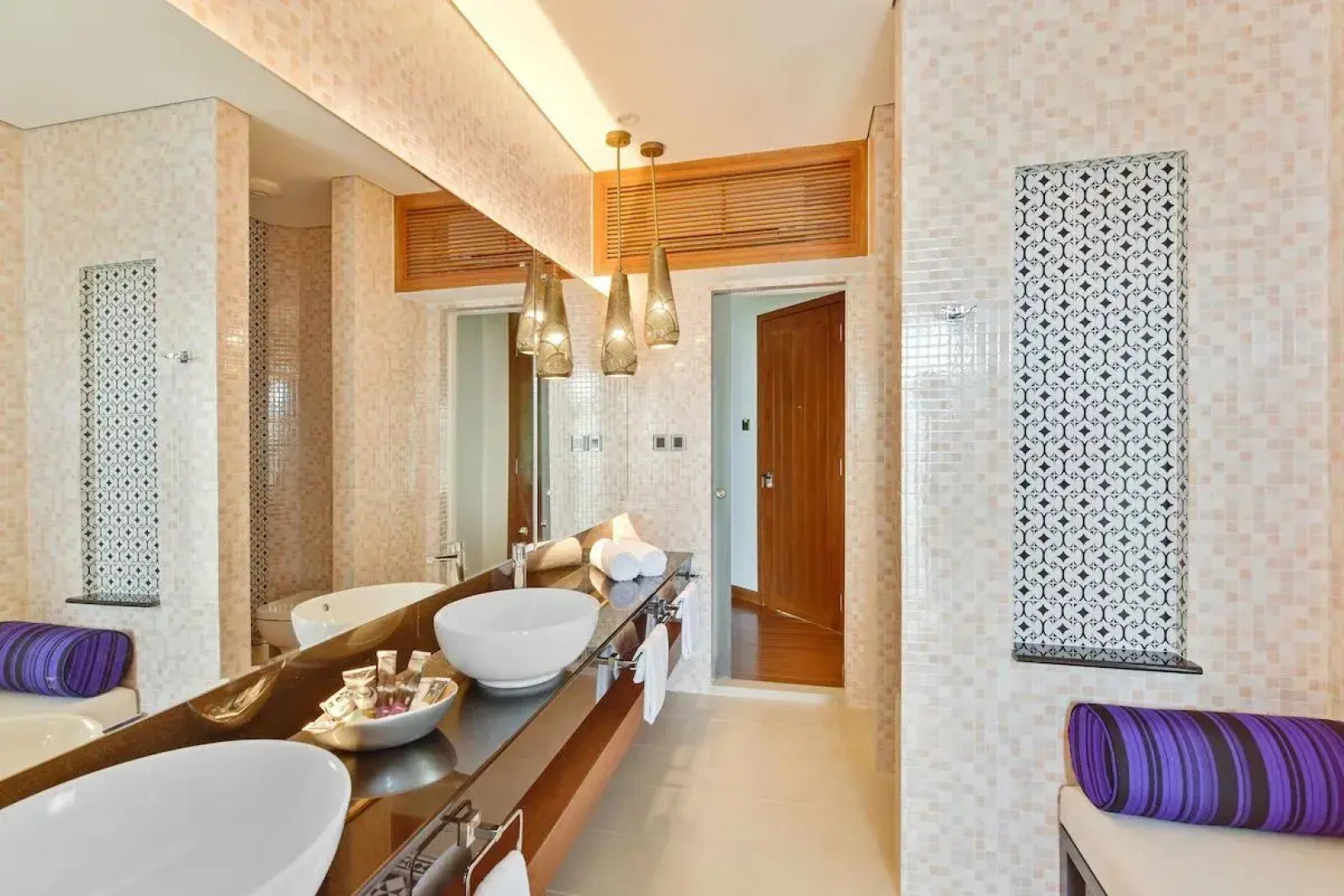 Mercure Maldives Kooddoo