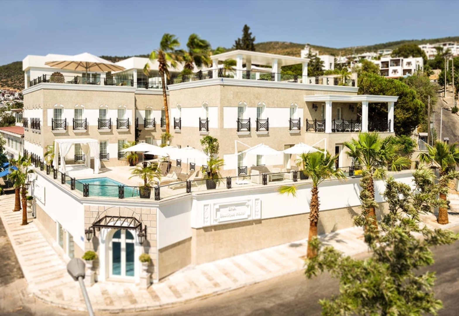 Ena Boutique Hotel & Residences