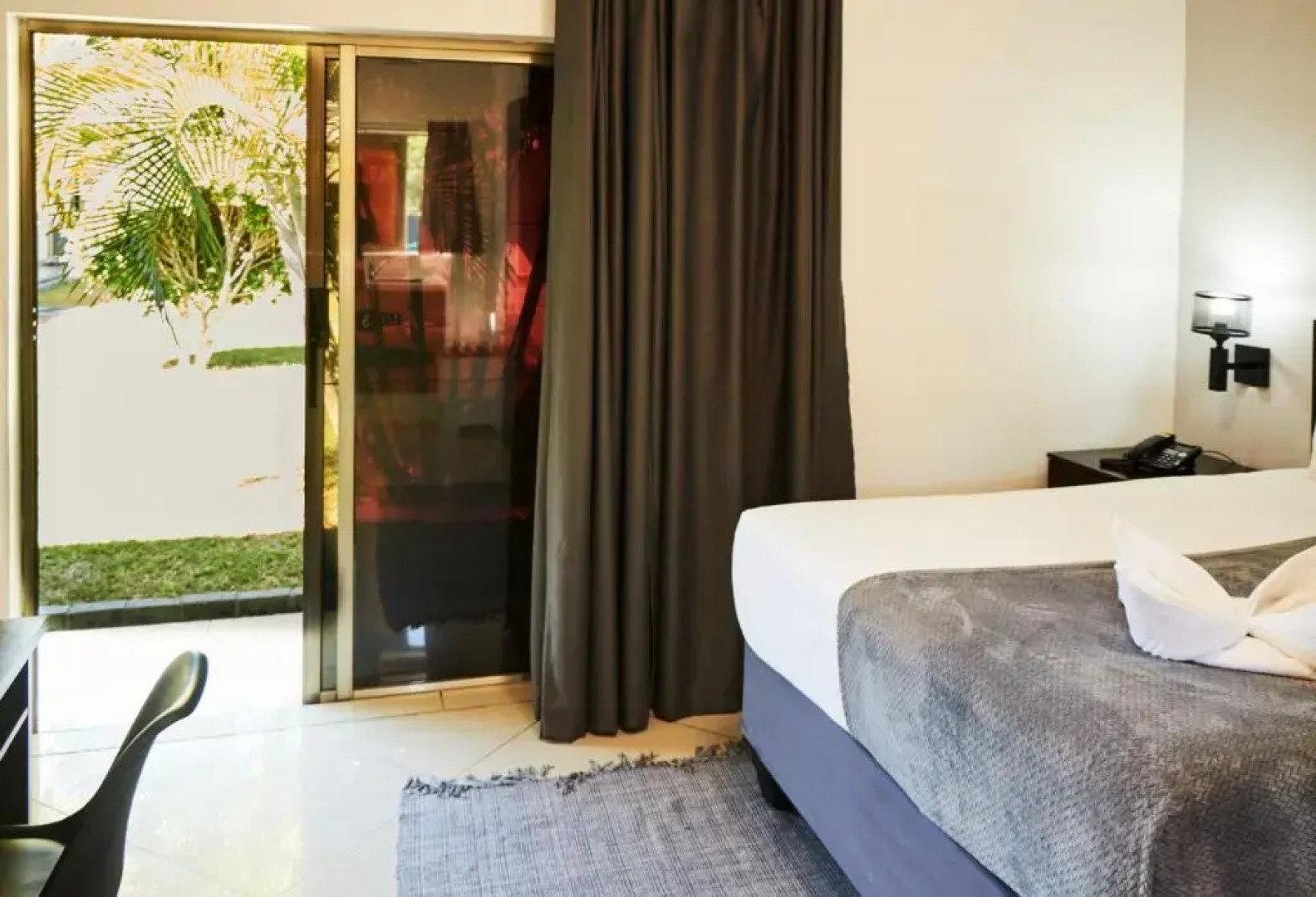 Laha Hotel