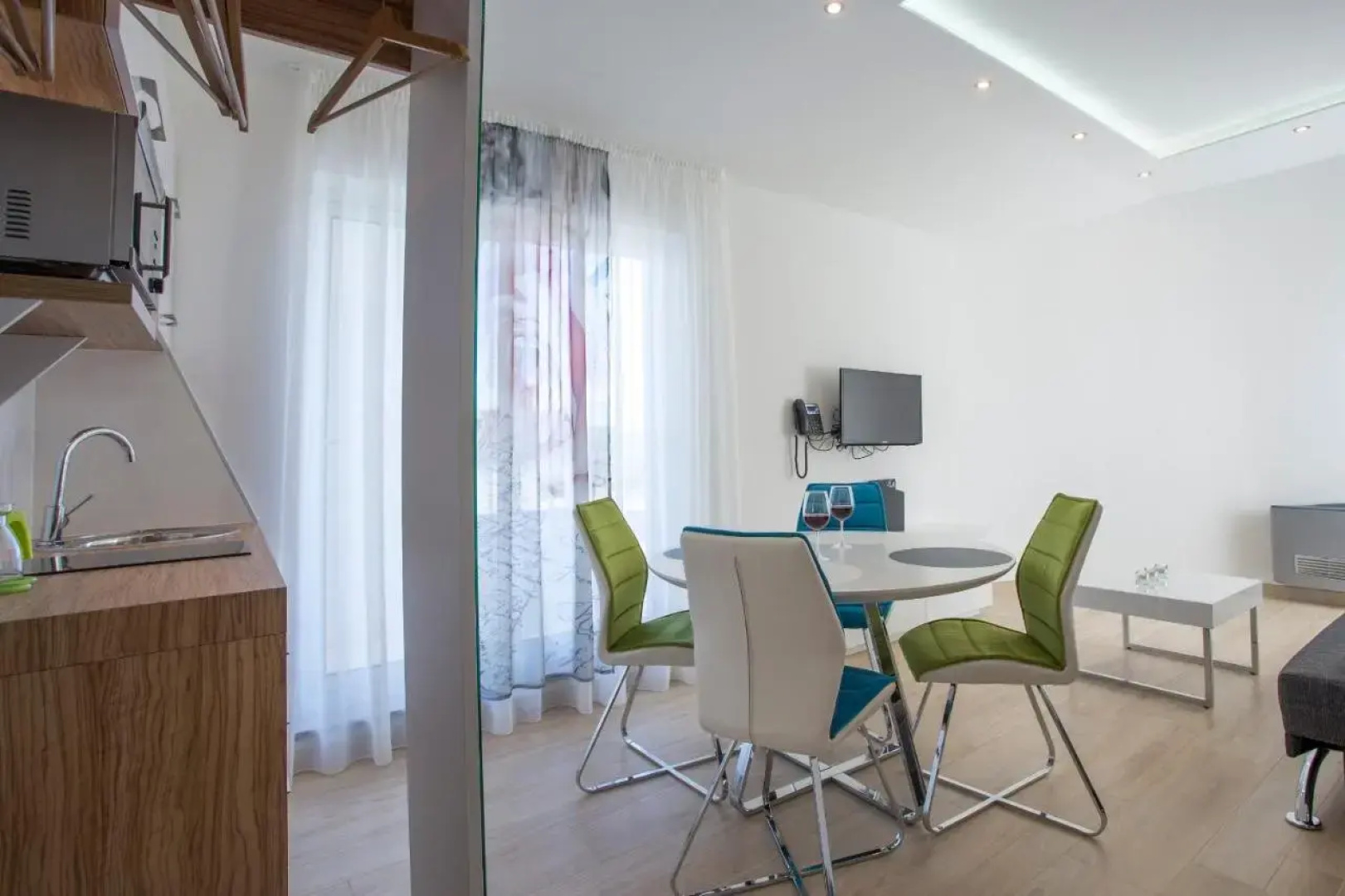 Adrion Aparthotel