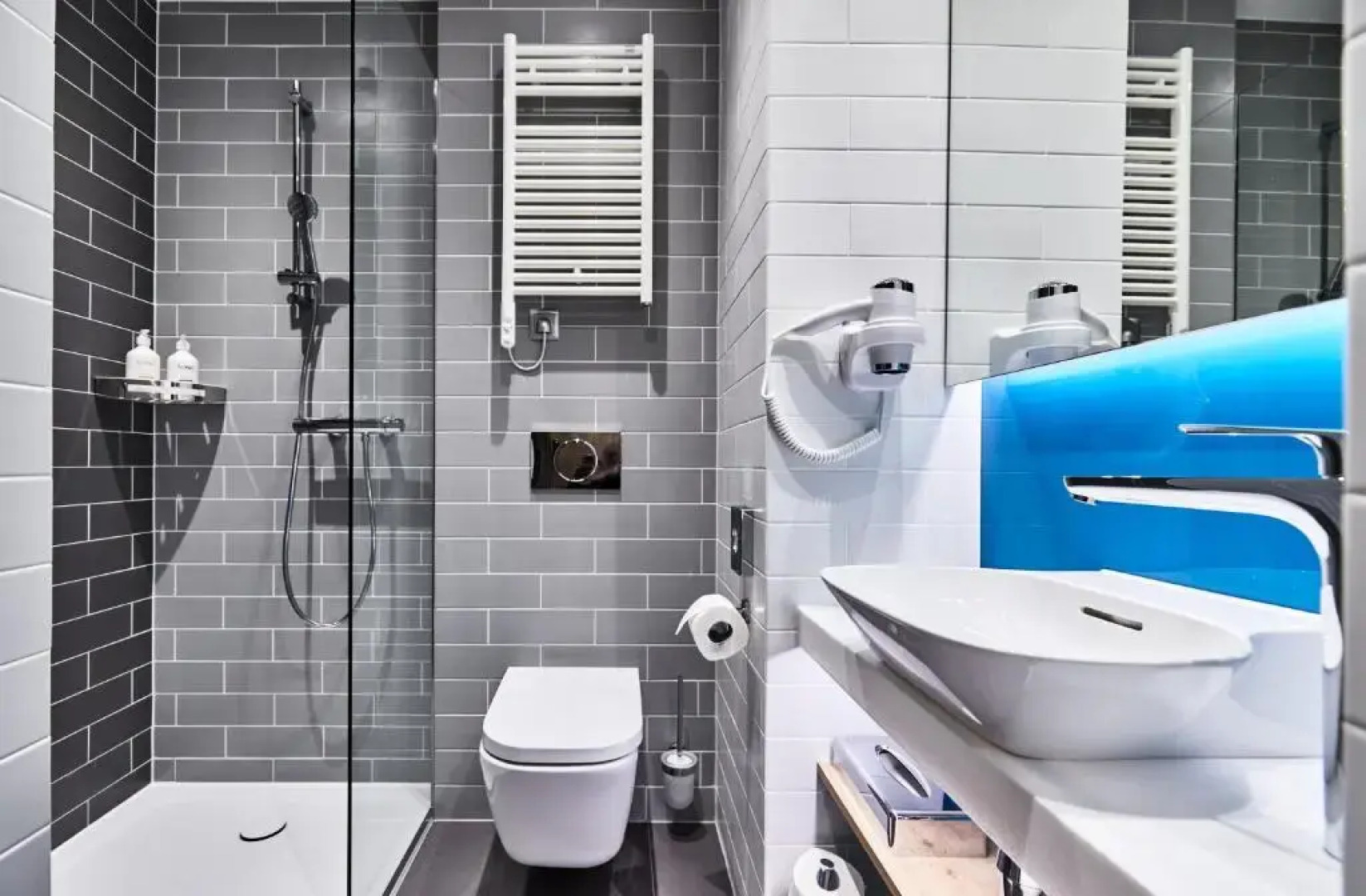 Holiday Inn Express Warsaw - The HUB by IHG