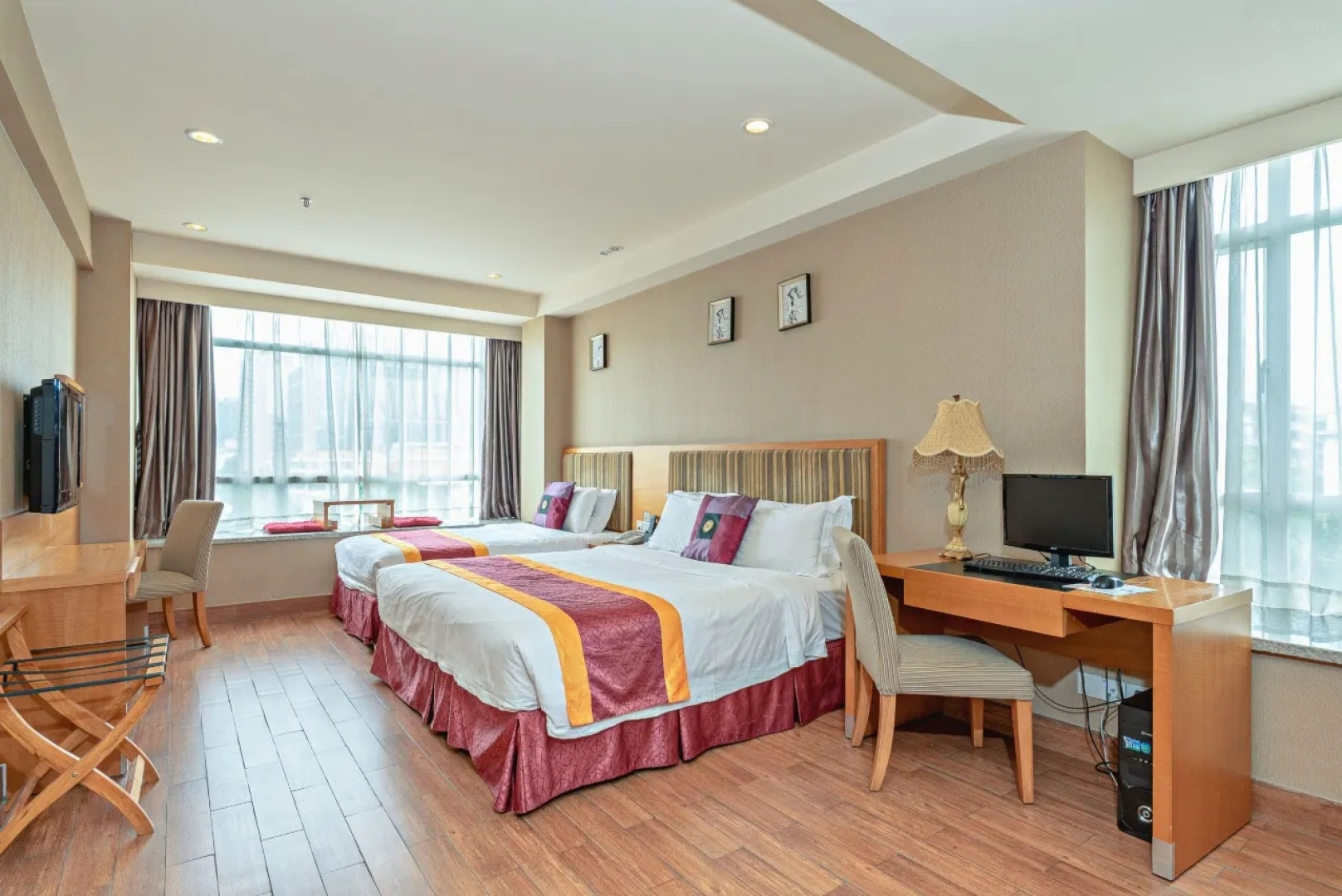 Guangzhou Royal Garden Hotel