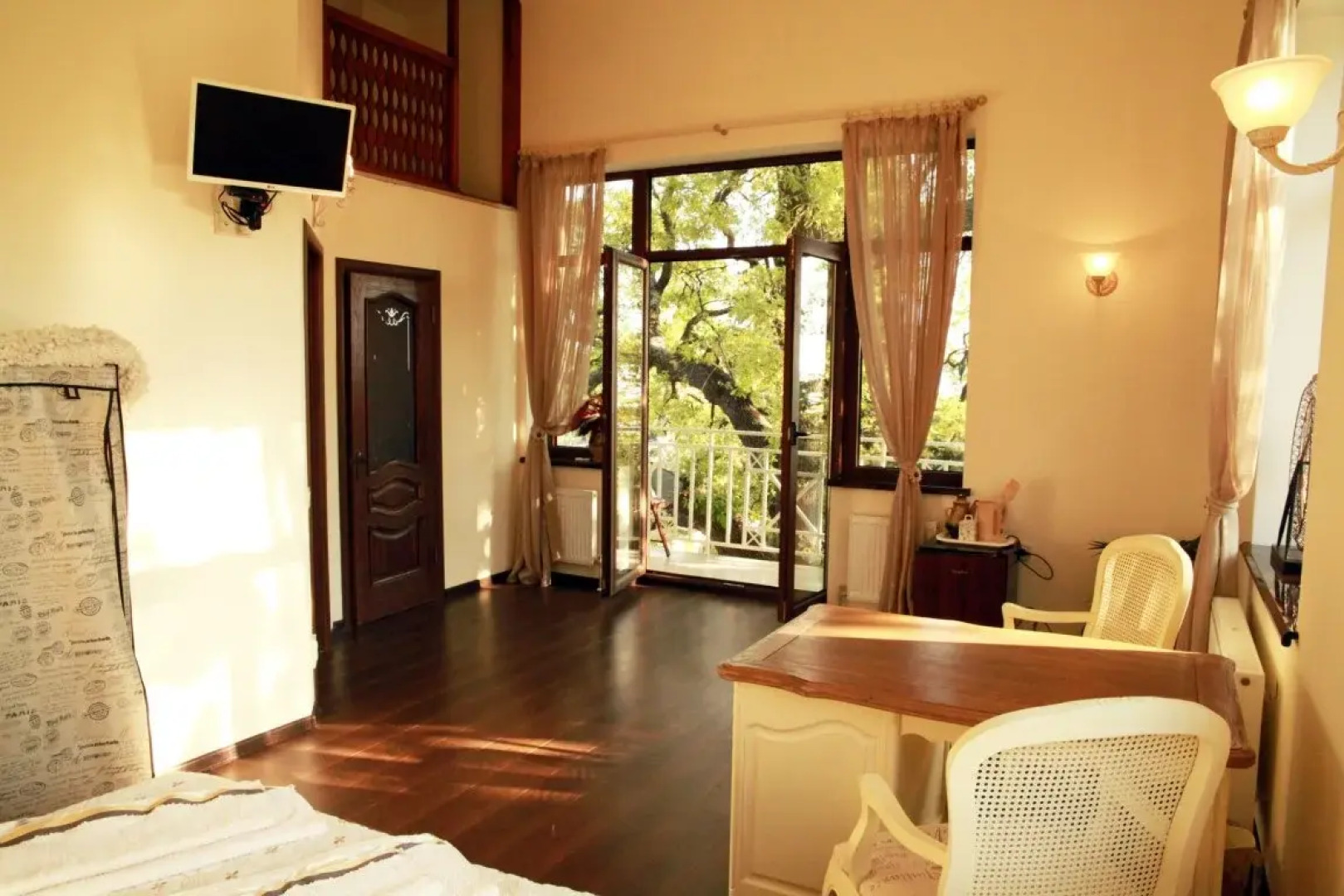 Spasskaya Bashnya Guest House