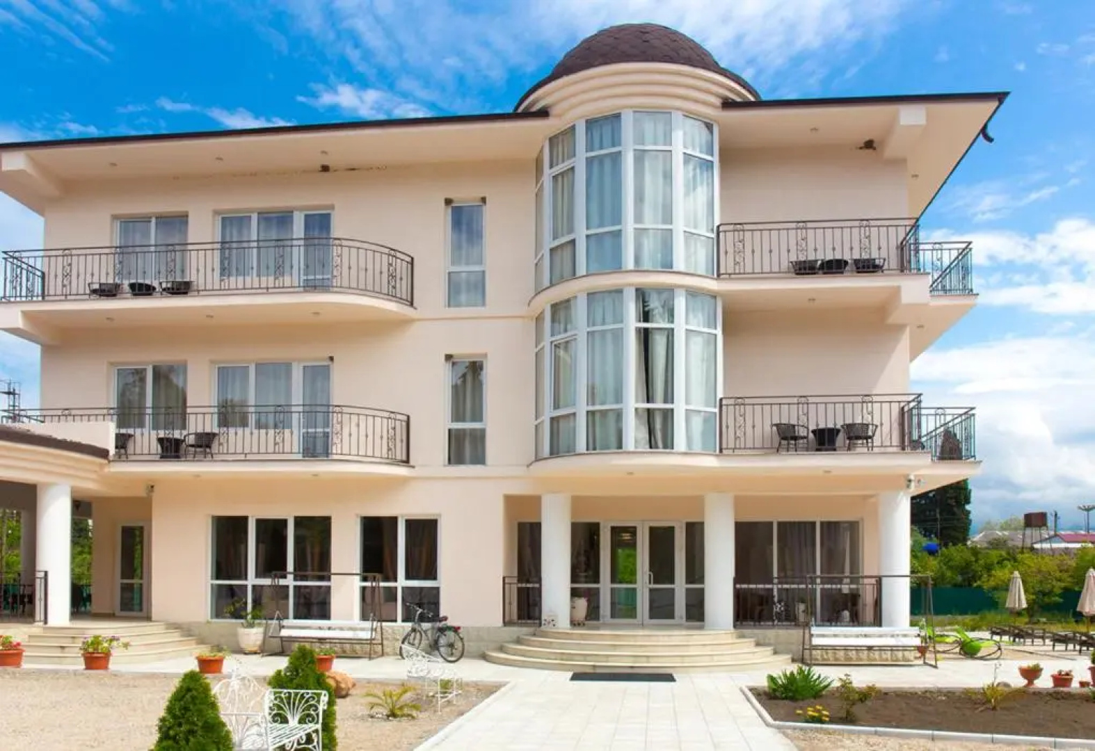 Aquarel Hotel