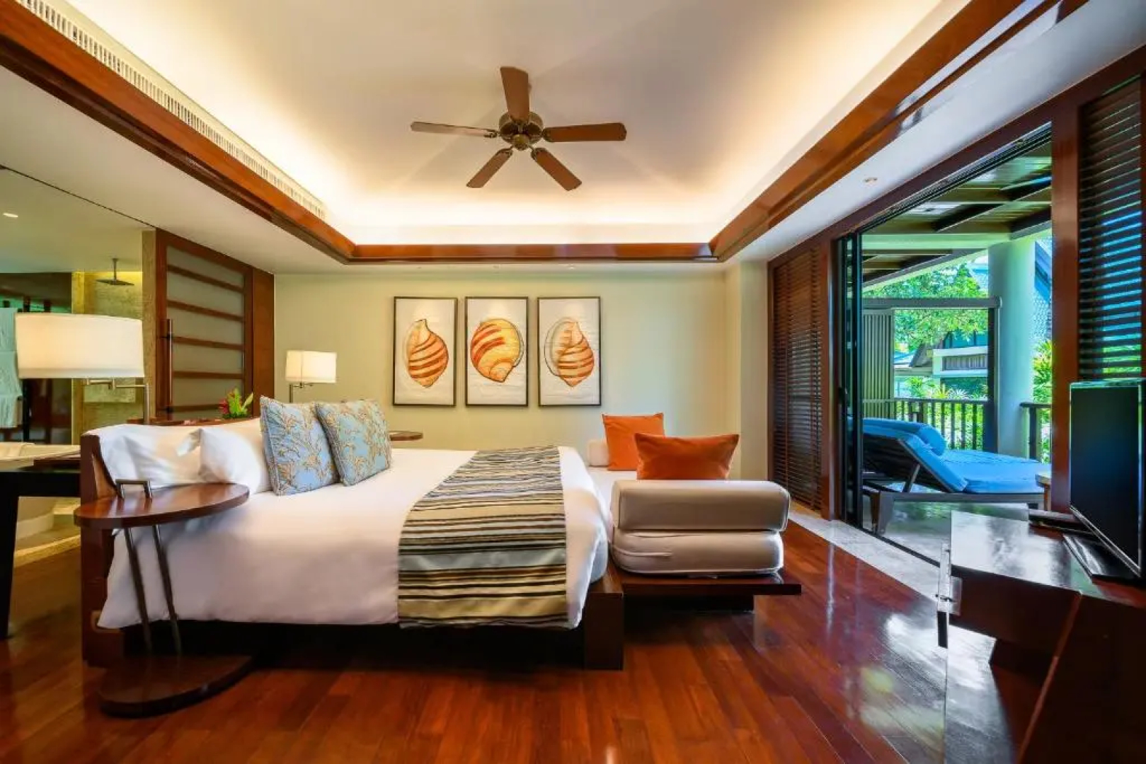 Отель Centara Grand Beach Resort and Villas Krabi