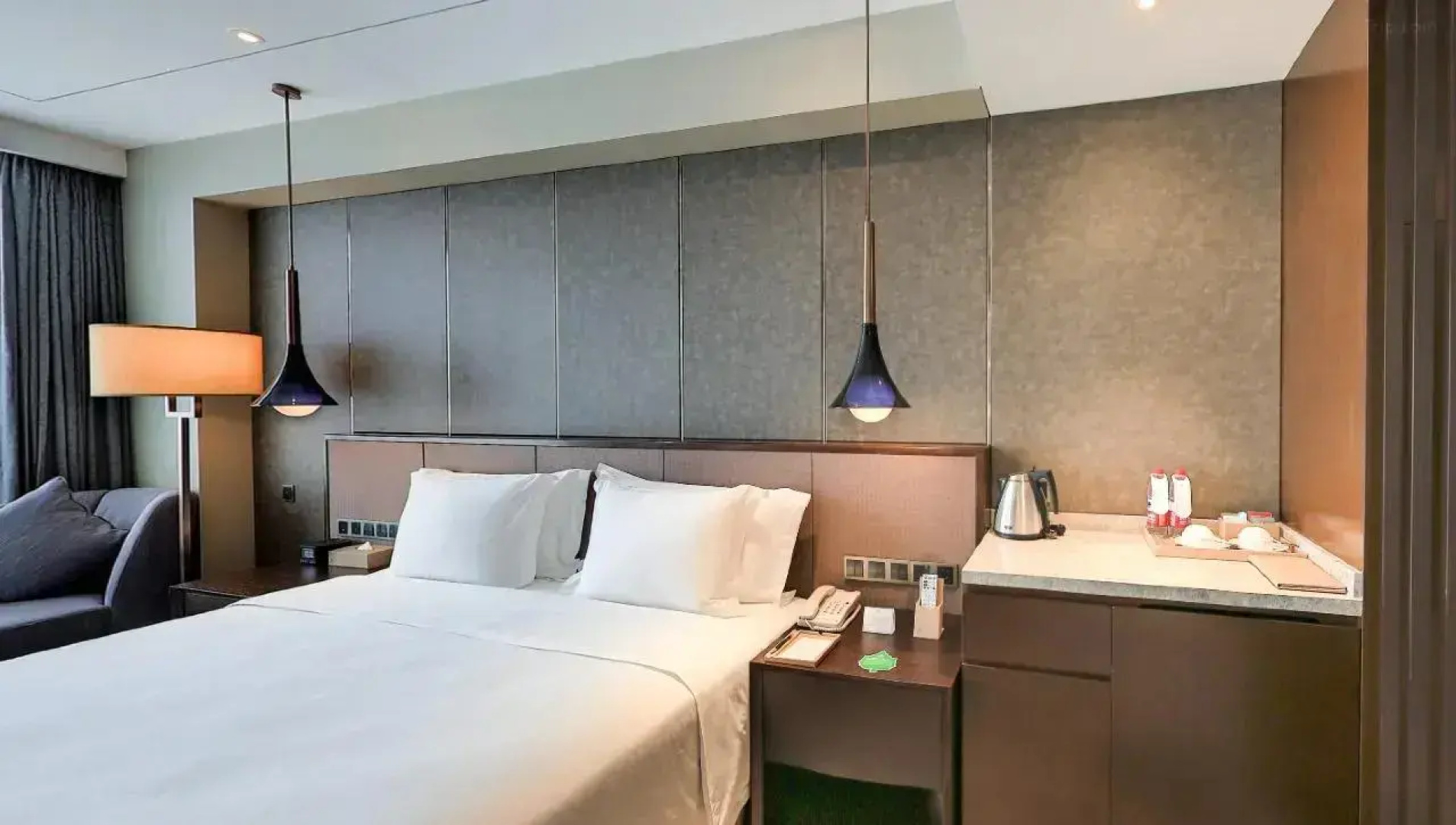 Grand Barony Qingdao Airport Hotel