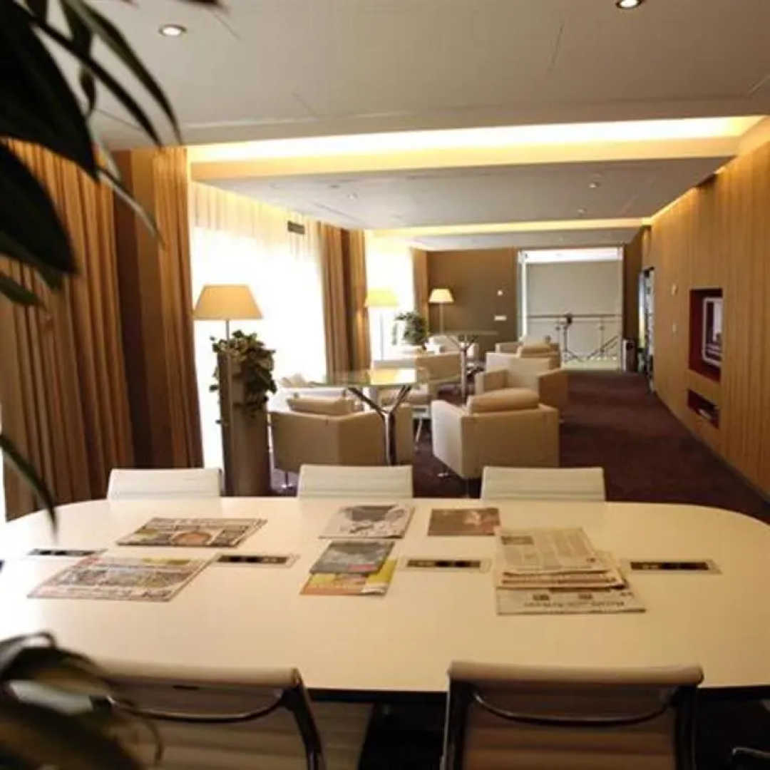 Shell La Residence