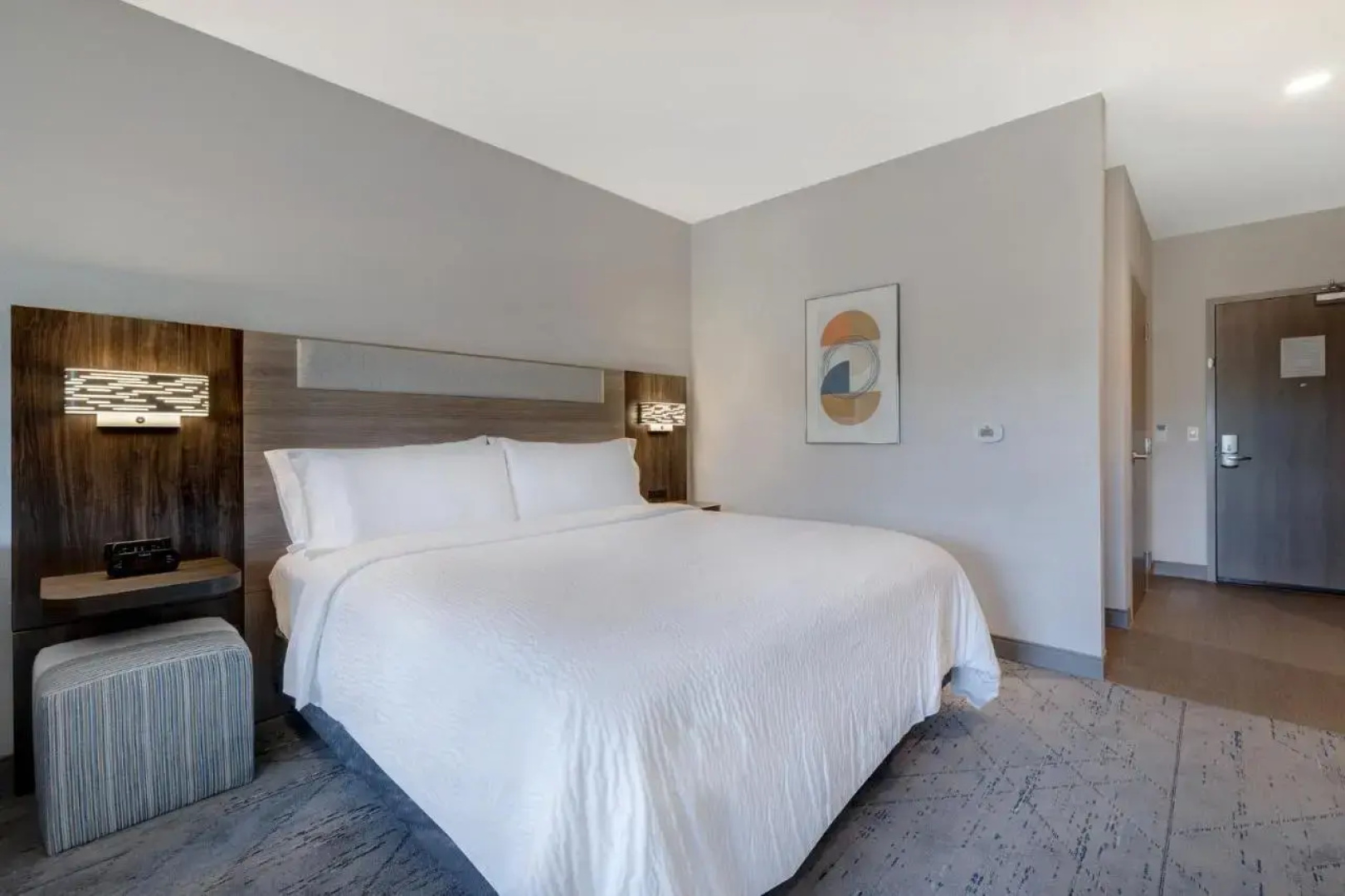 Отель Holiday Inn Express & Suites Chino Hills by IHG