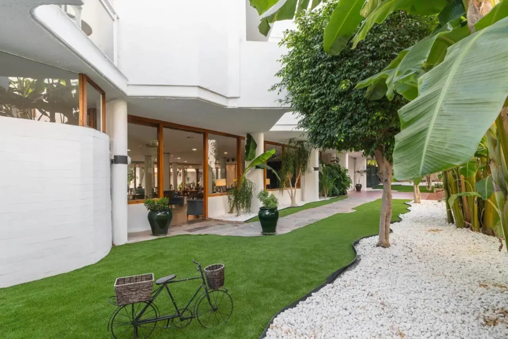 Отель AluaSun Lago Rojo - Adults Recommended