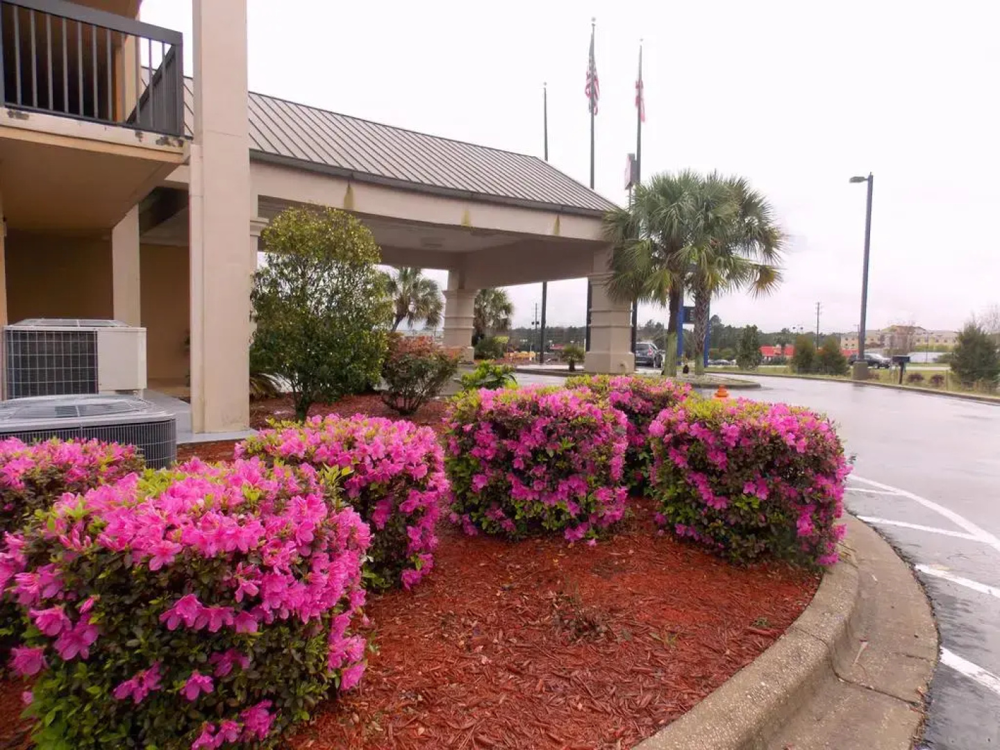 Home Town Inn & Suites Crestview