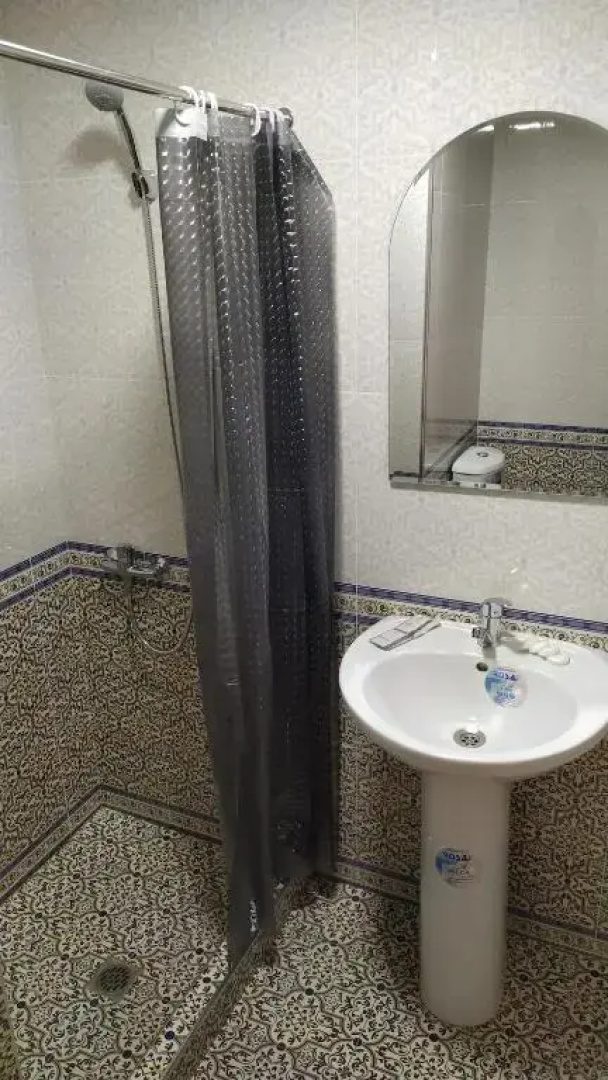 Alisher Hotel