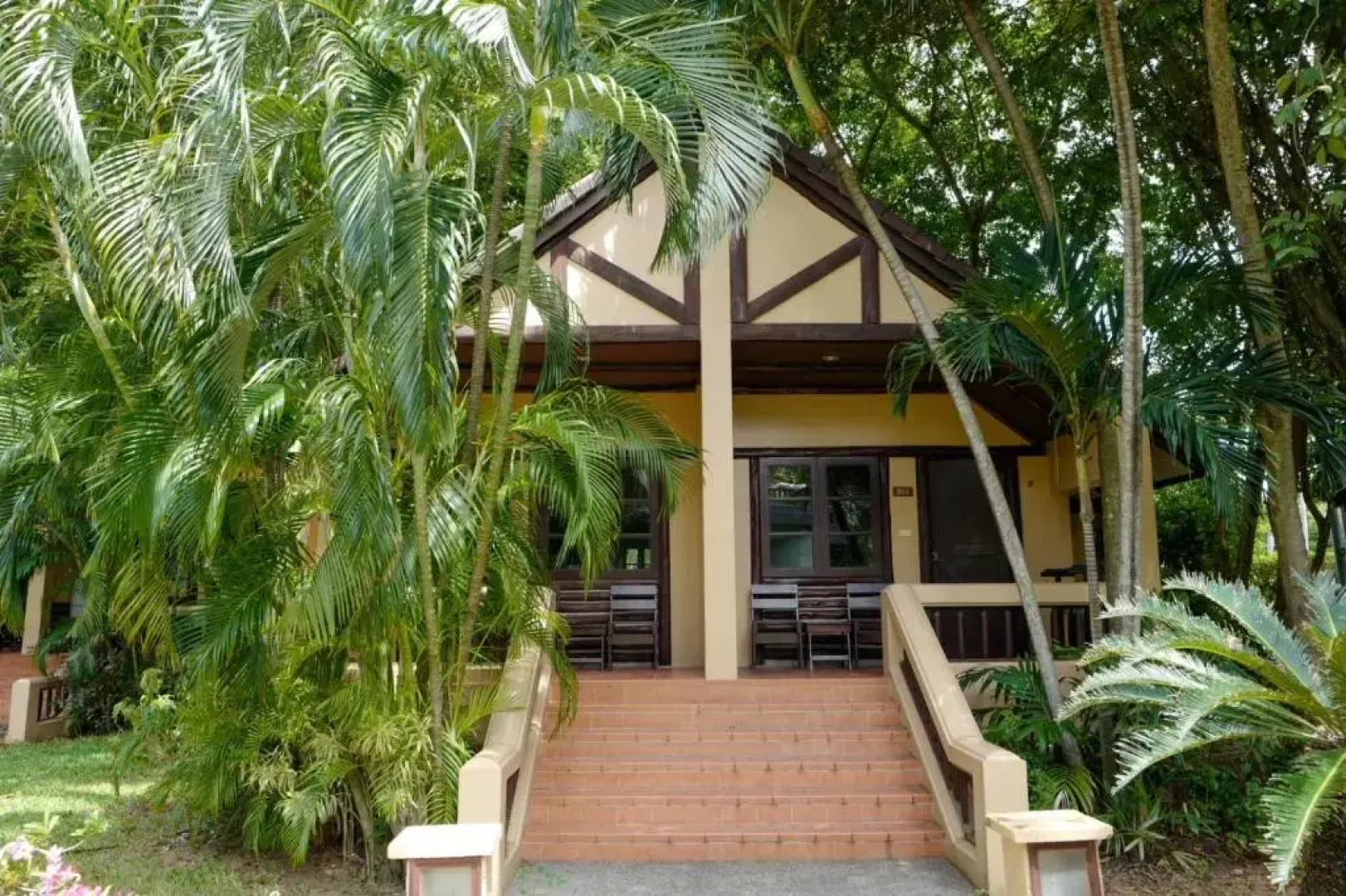 Botany Beach Resort Pattaya