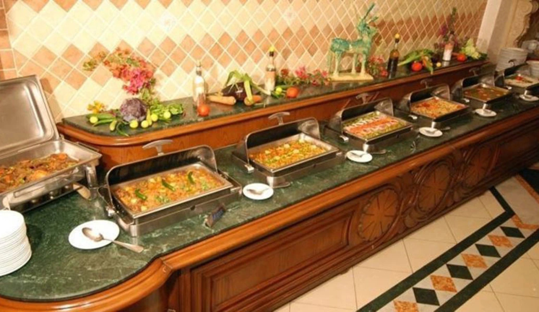 Отель Coral Hills Resort