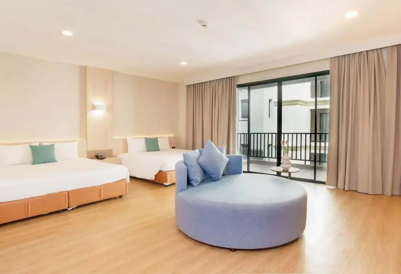 Mike Garden Resort Hotel