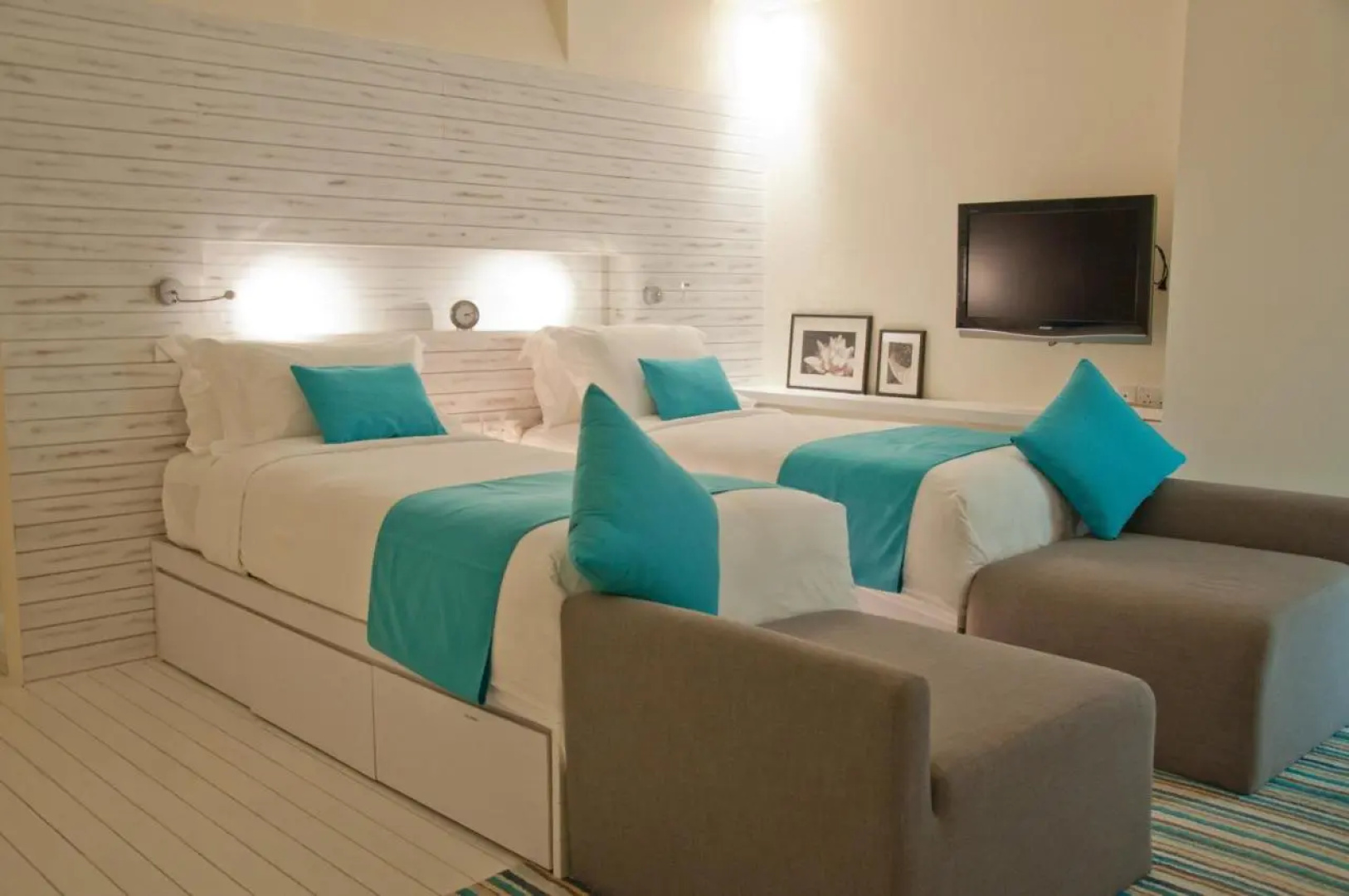 Holiday Inn Resort Kandooma Maldives by IHG