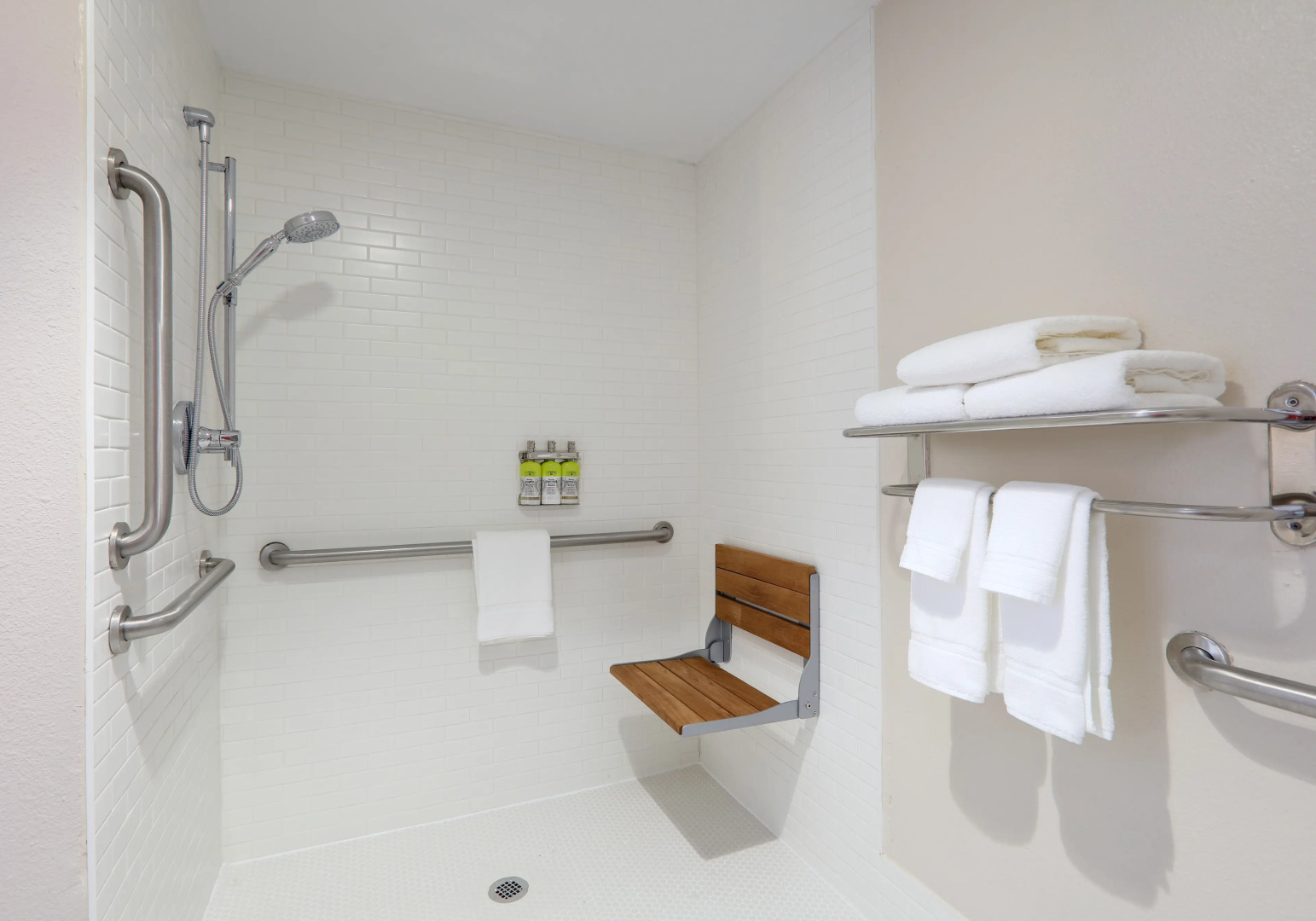 Holiday Inn Express & Suites Austin Round Rock by IHG