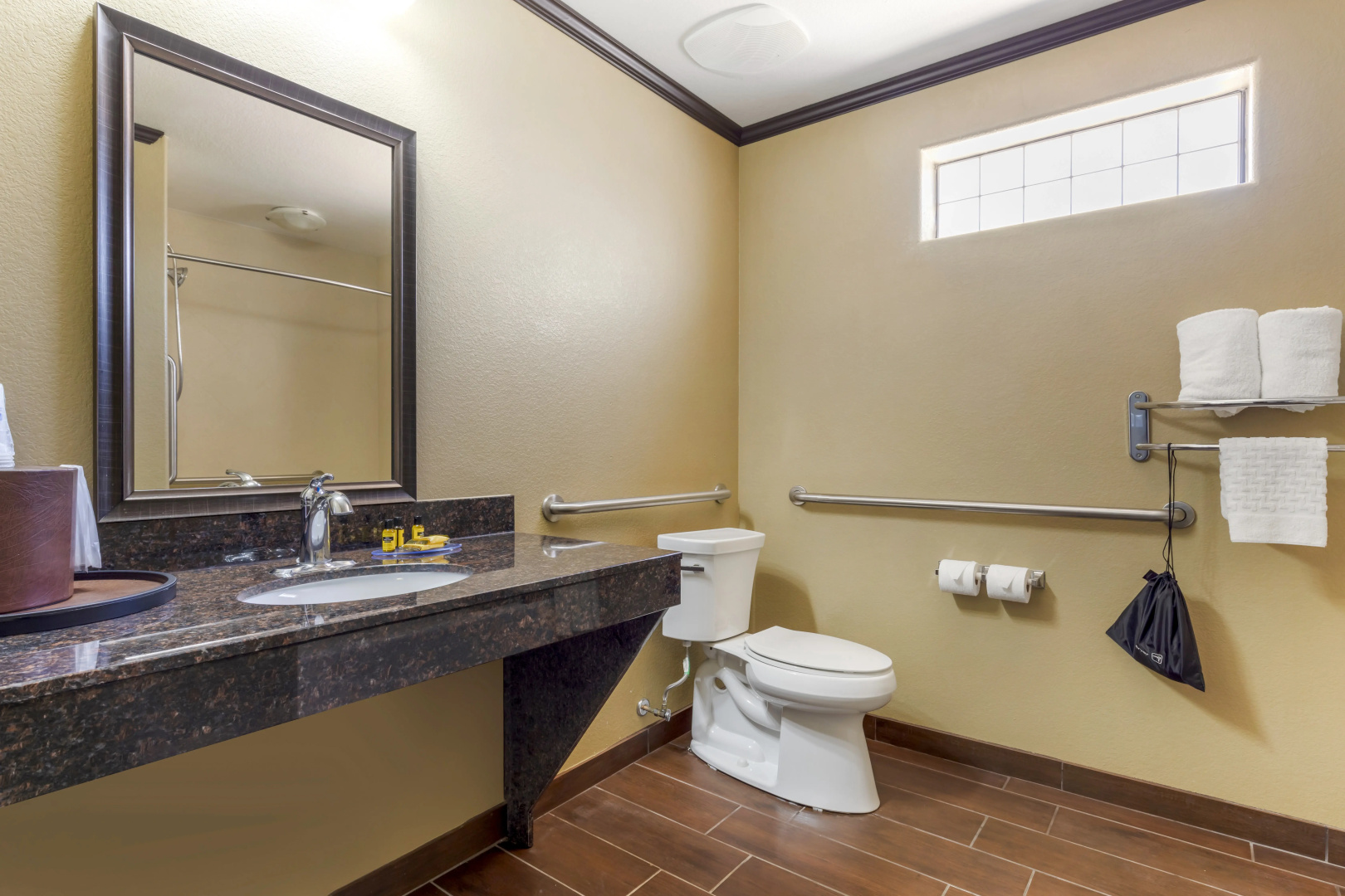 Best Western Plus Classic Inn & Suites