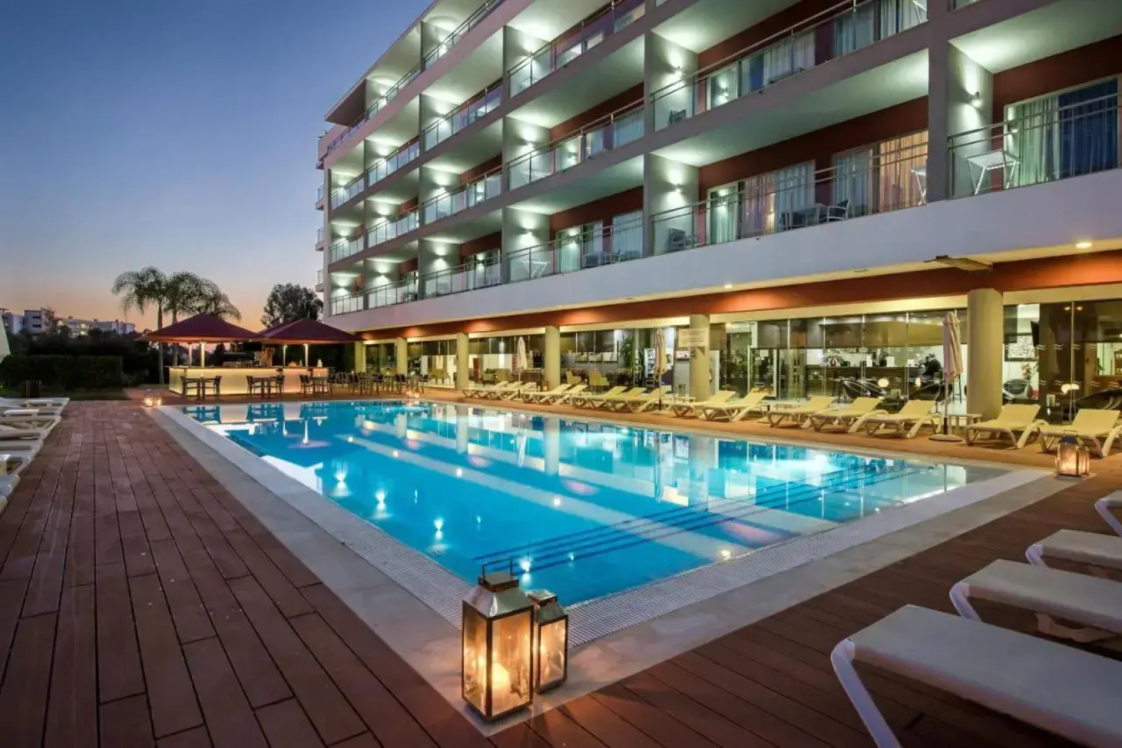 Hotel Apartamento Areias Village