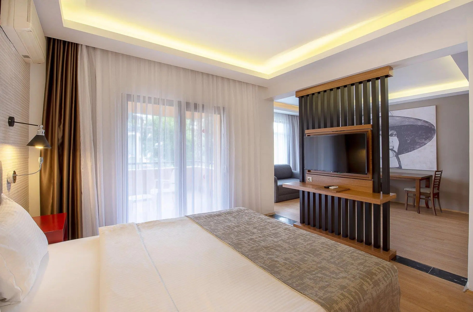 Utopia Resort & Residence