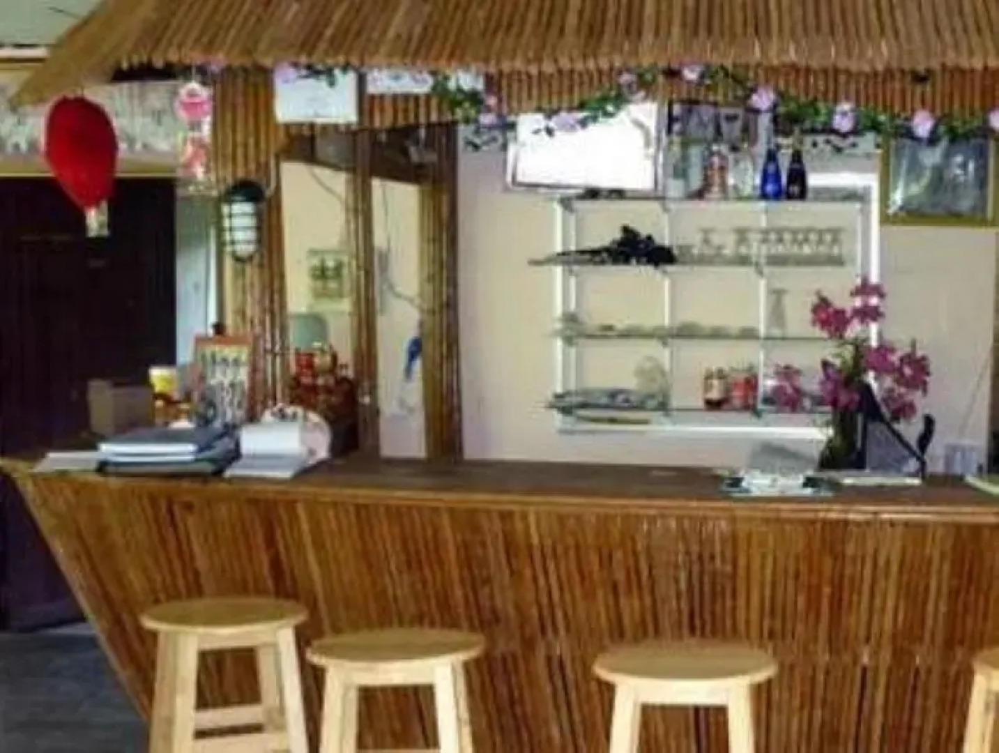 Khao Sok Jungle Huts Resort