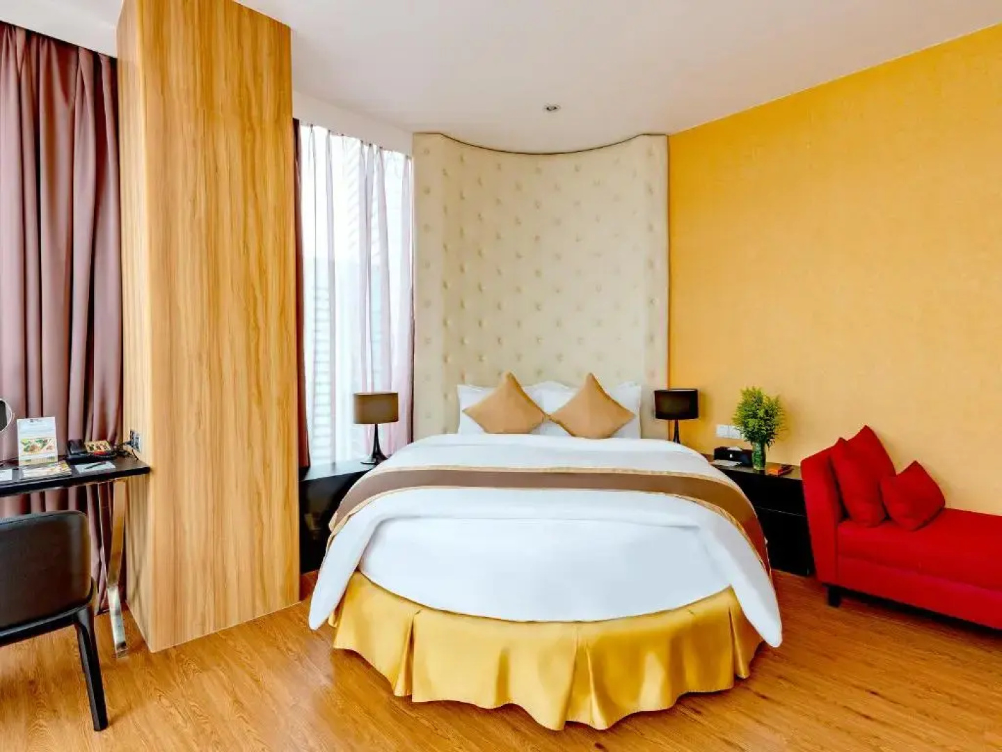 Bay Hotel Ho Chi Minh