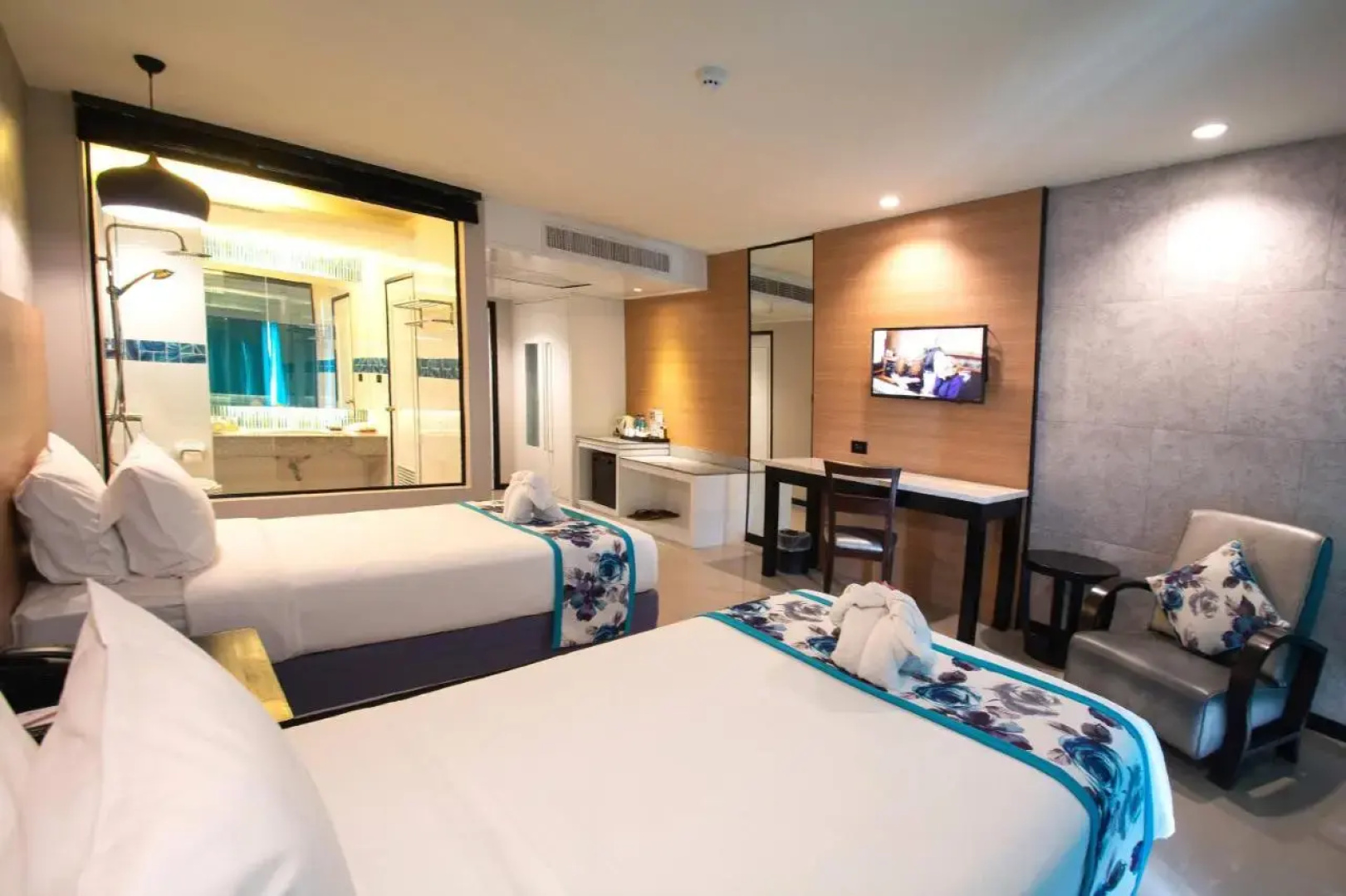 Peach Hill Resort