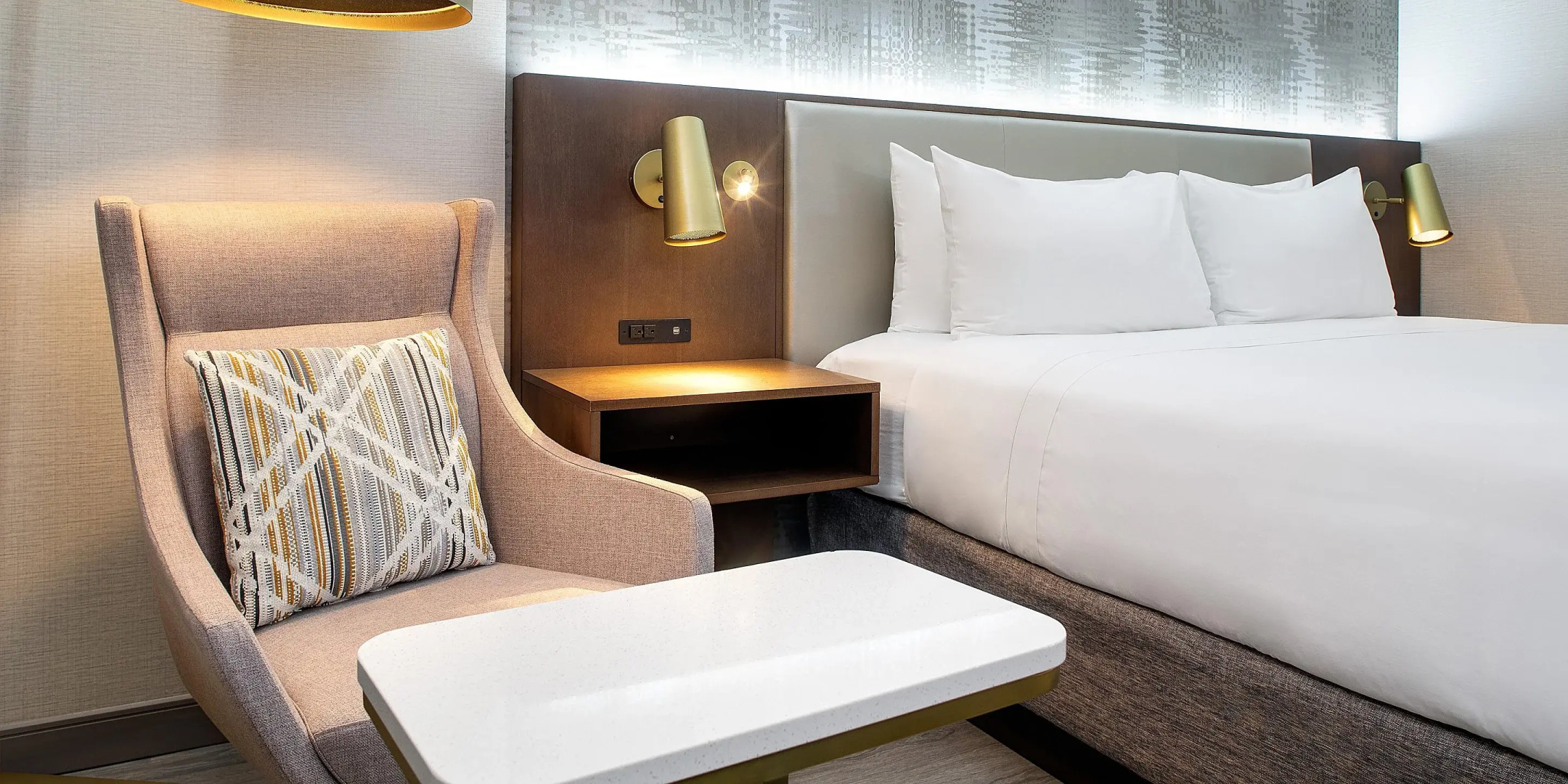 Crowne Plaza Toronto Airport by IHG