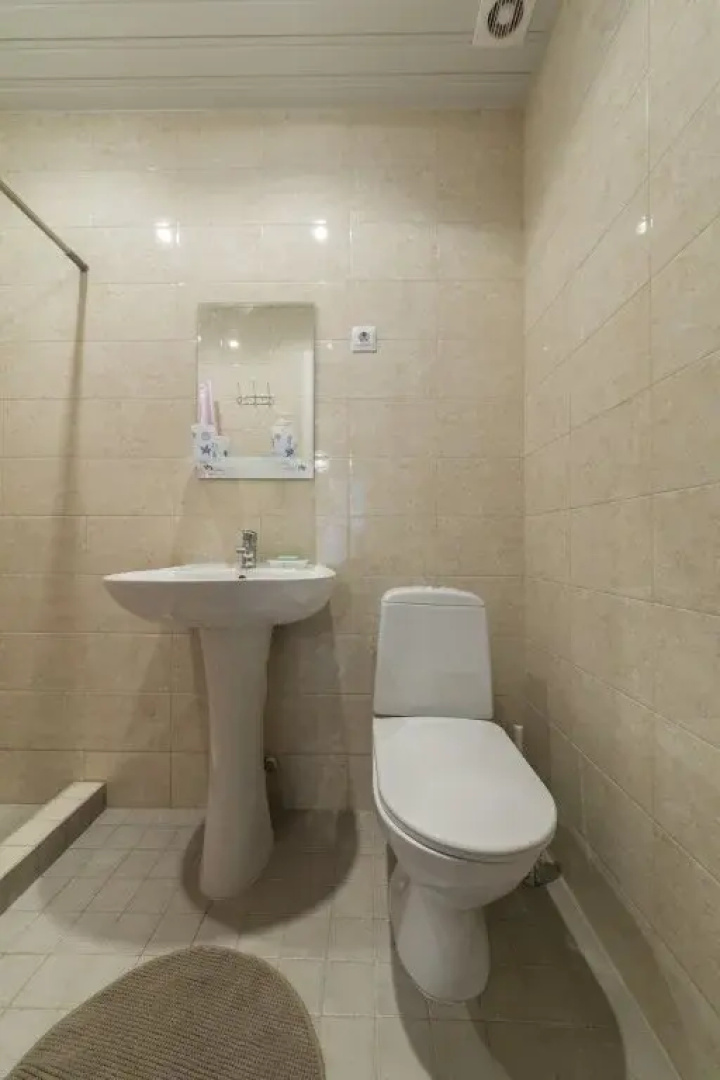 Inn Happy Hours