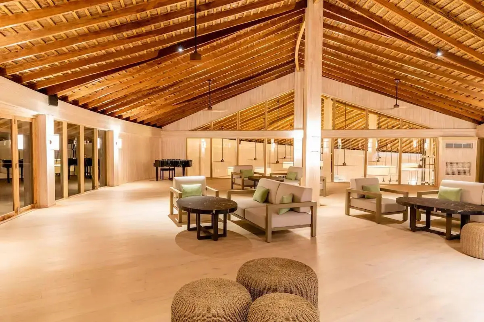Курорт Kagi Maldives Resort & Spa
