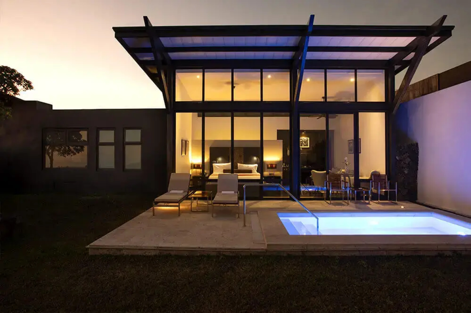 Pikaia Lodge