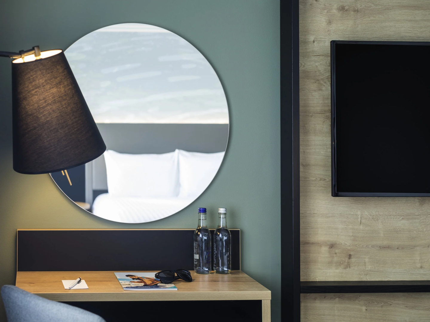 Отель Mercure Bedford Centre Hotel (ex Park Inn by Radisson Bedford)