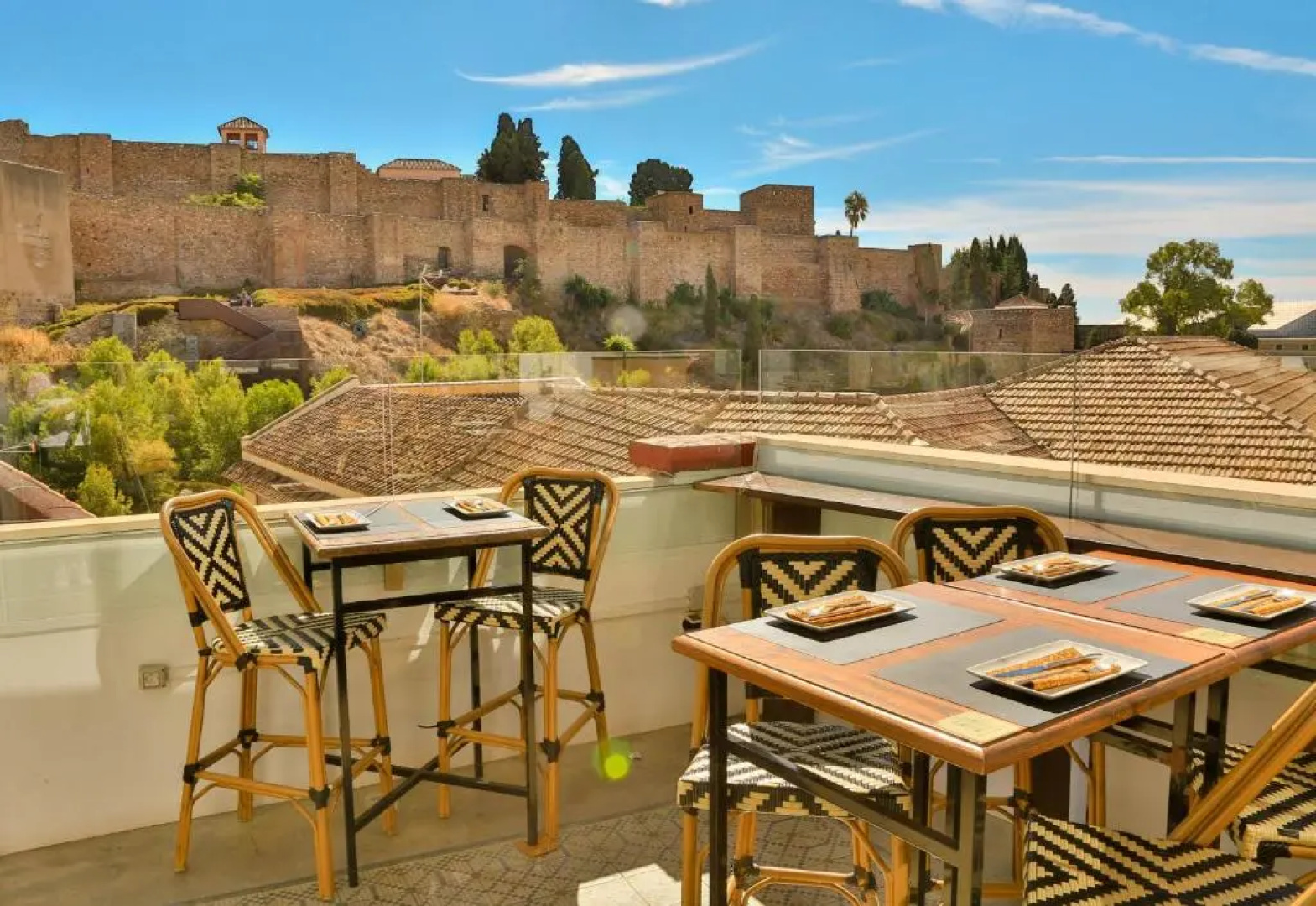 Alcazaba Premium Hotel