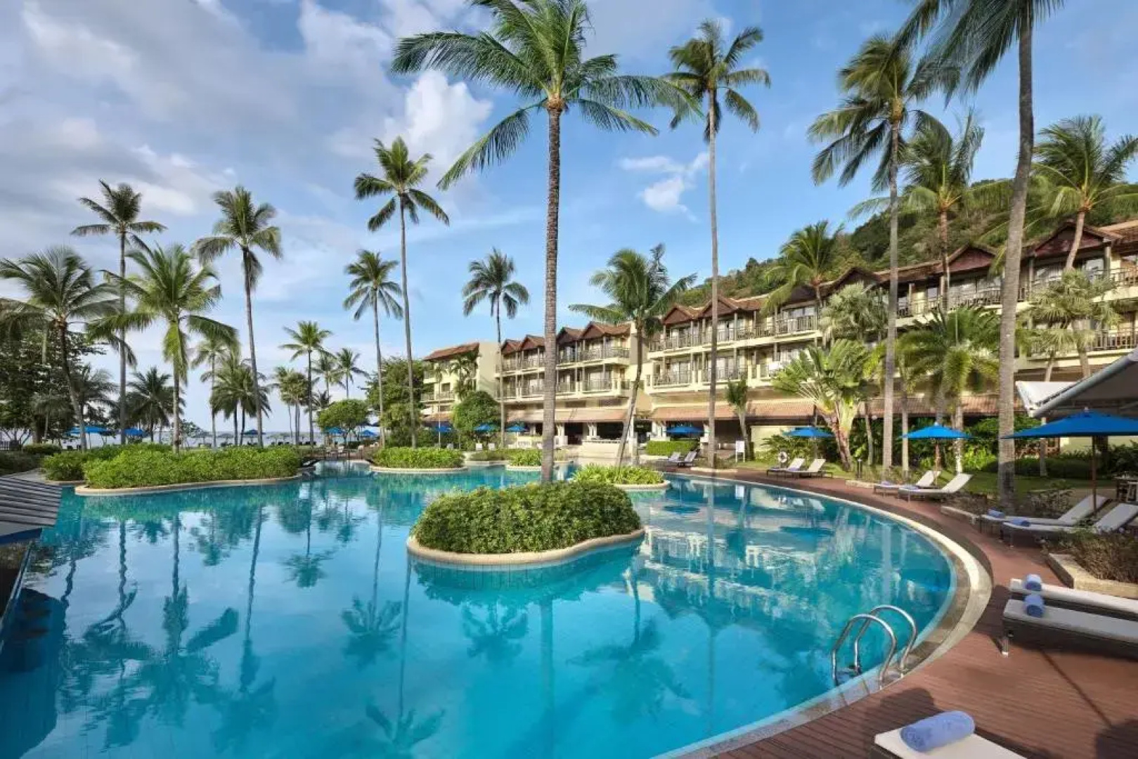 Phuket Marriott Resort & Spa, Merlin Beach