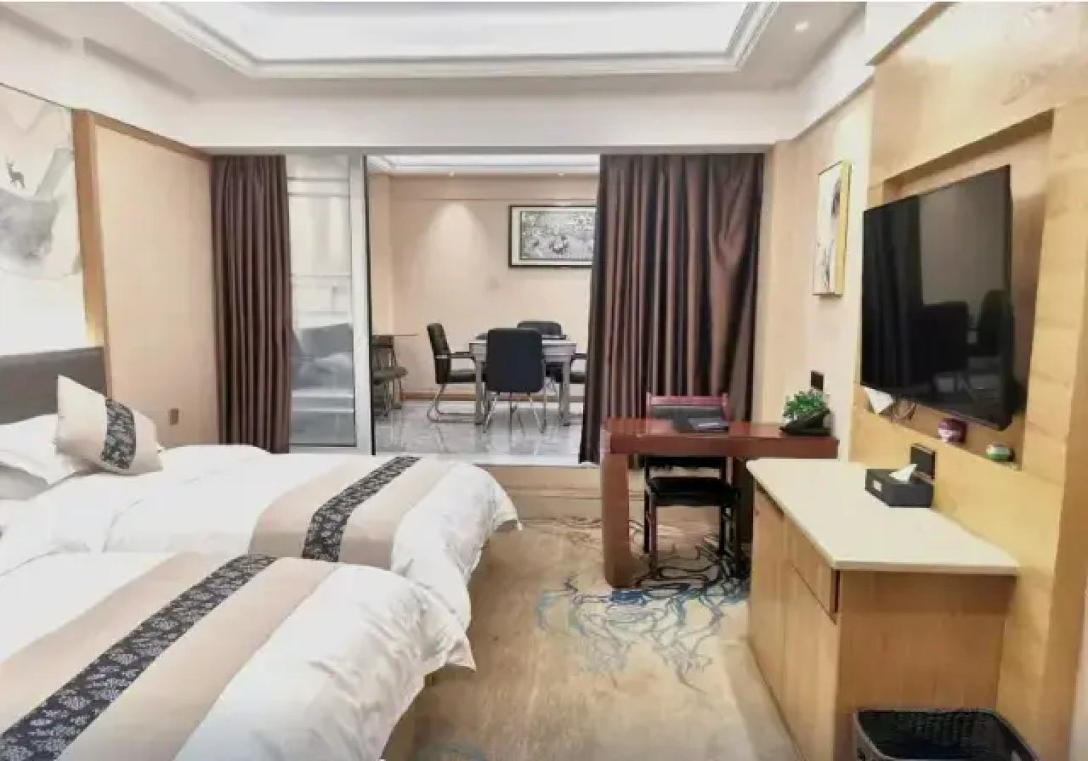 Xiangxi Grand Hotel