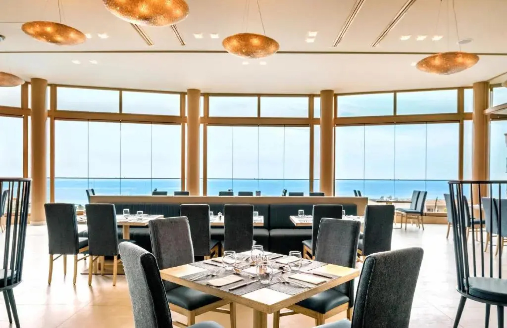 Отель Ikos Oceania