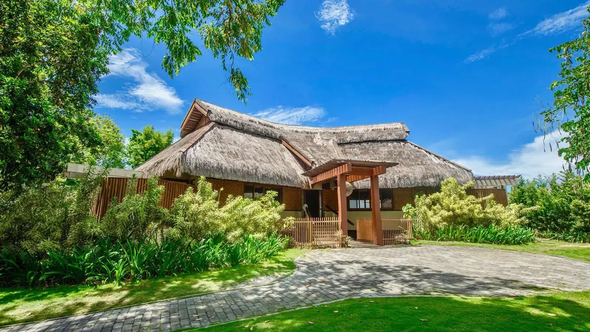 Eskaya Beach Resort and Spa