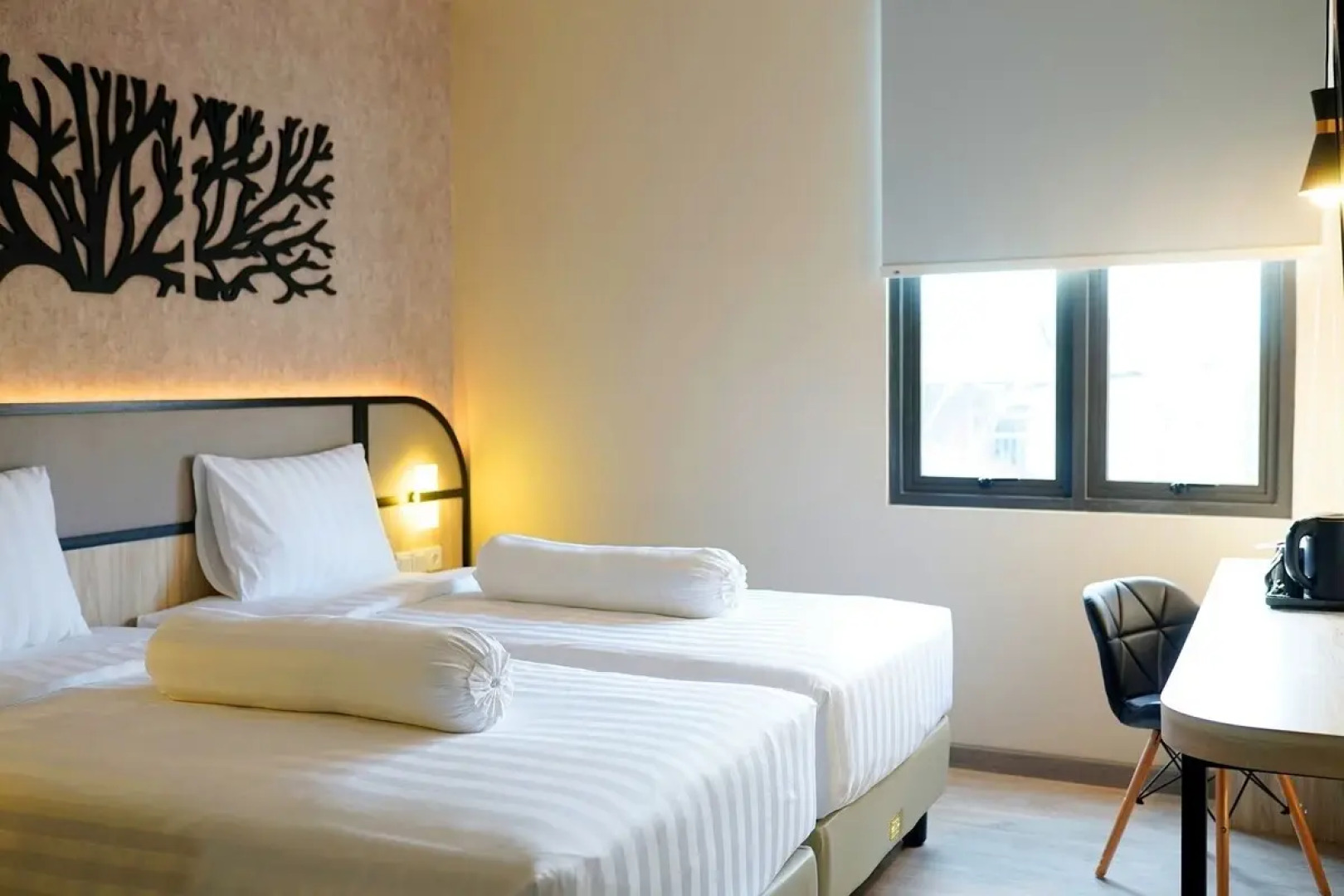 Front One Gosyen Hotel Salatiga