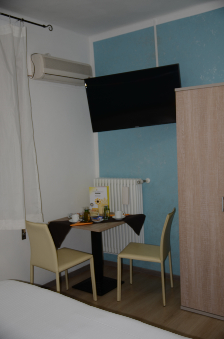 Hotel Benaco Bee Free