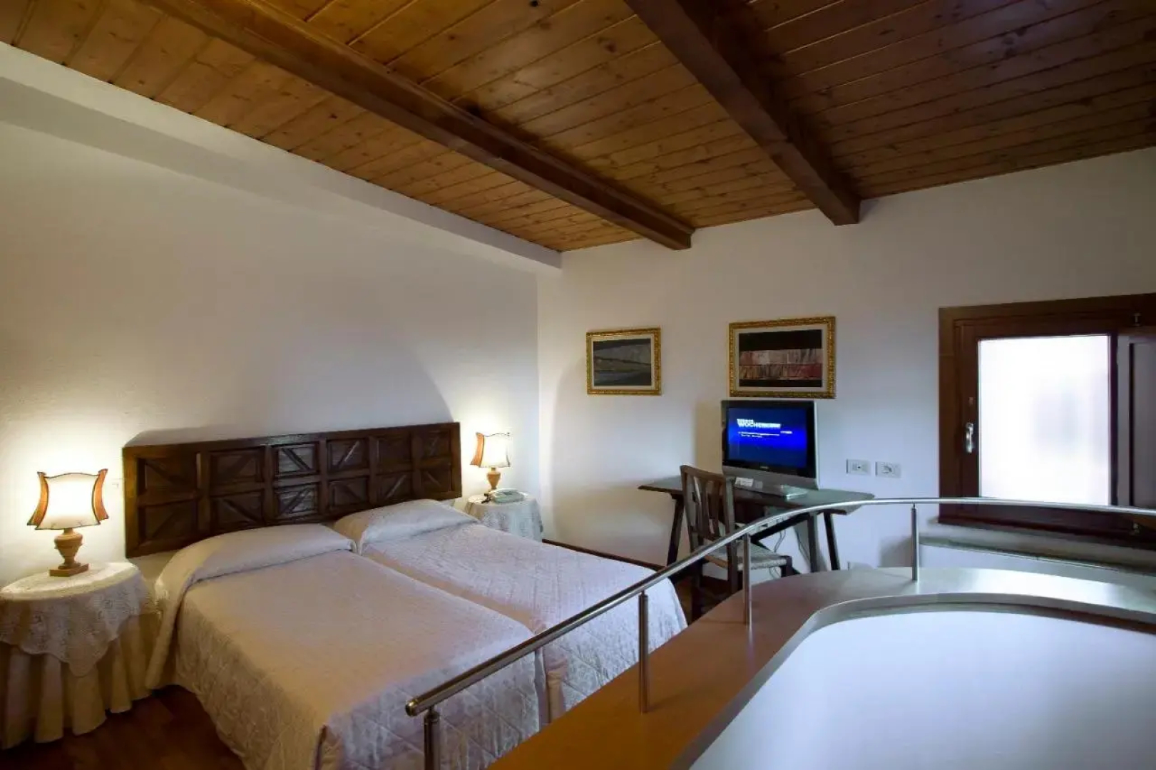 Hotel Columbia