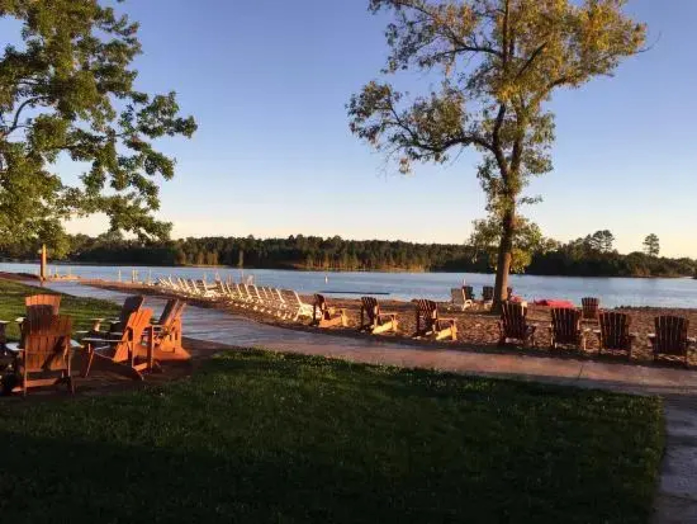 Clamshell Beach Cottages On Whitefish