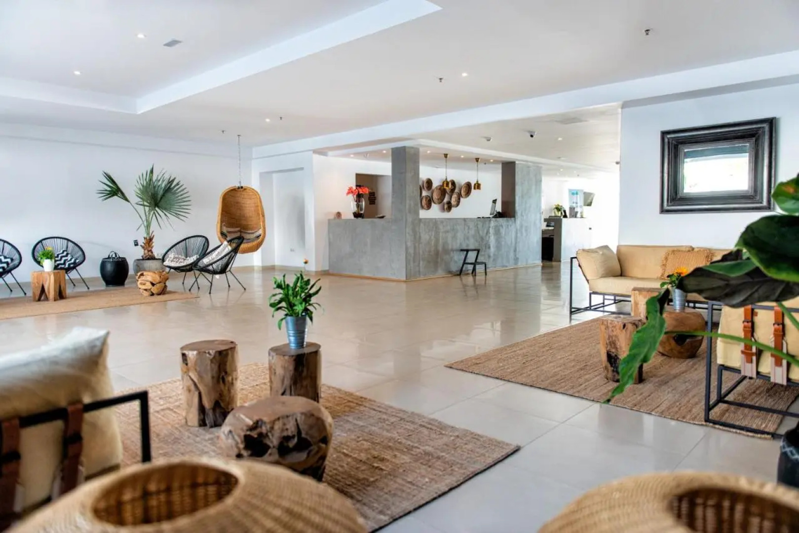 Atlantic Holiday Hotel