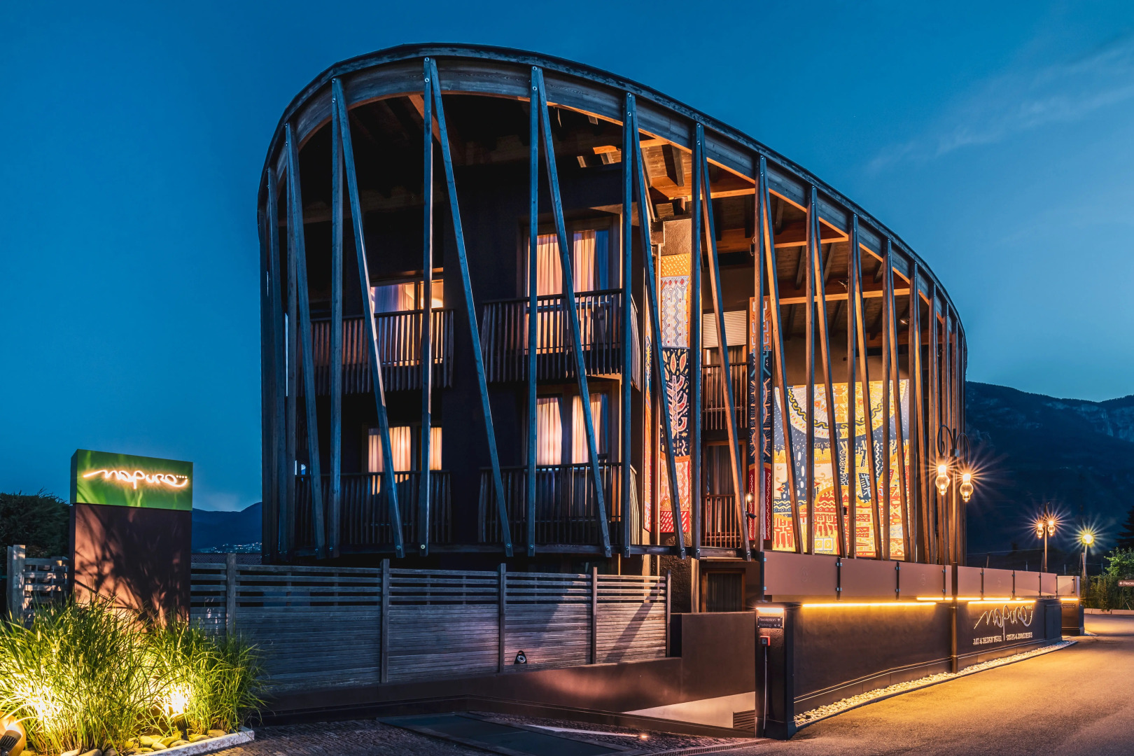 Art & Design Hotel Napura