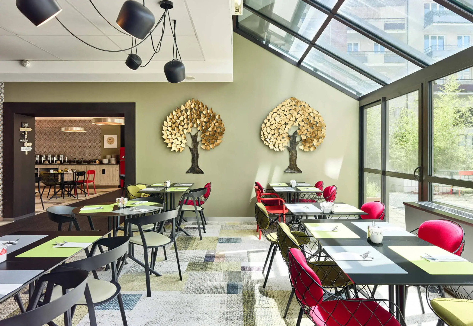 B&B HOTEL Saint-Quentin-en-Yvelines Centre Gare