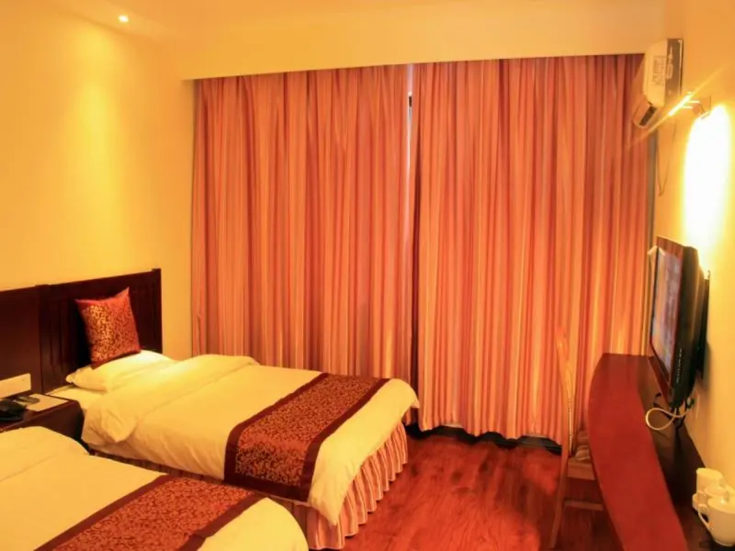 Zhangjiajie Forest Park Qinyuan Hotel