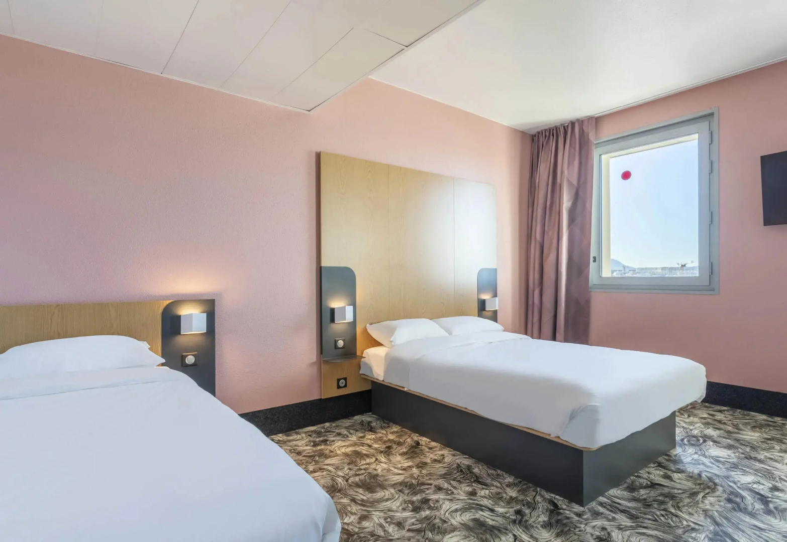 B&B HOTEL Marseille Les ports