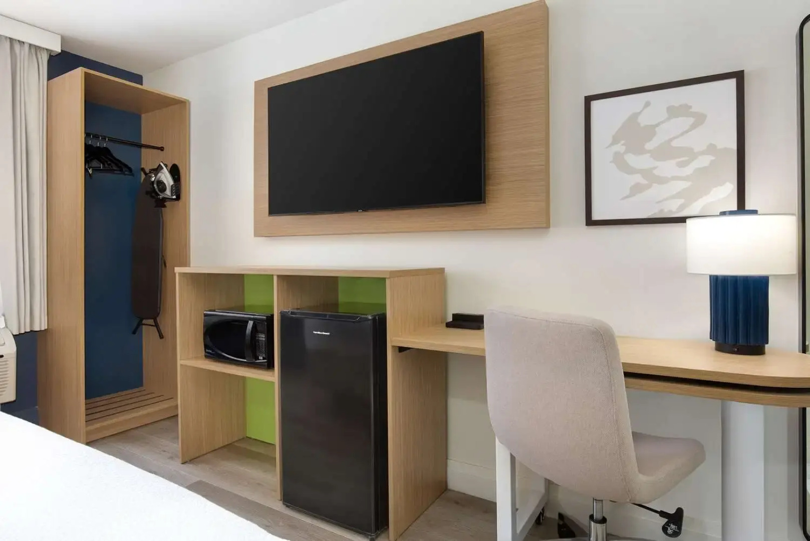 Spark by Hilton Brockville