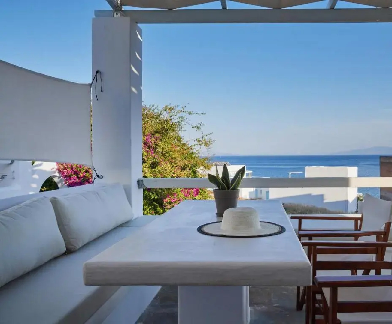 Cleopatra Seaside Homes Paros