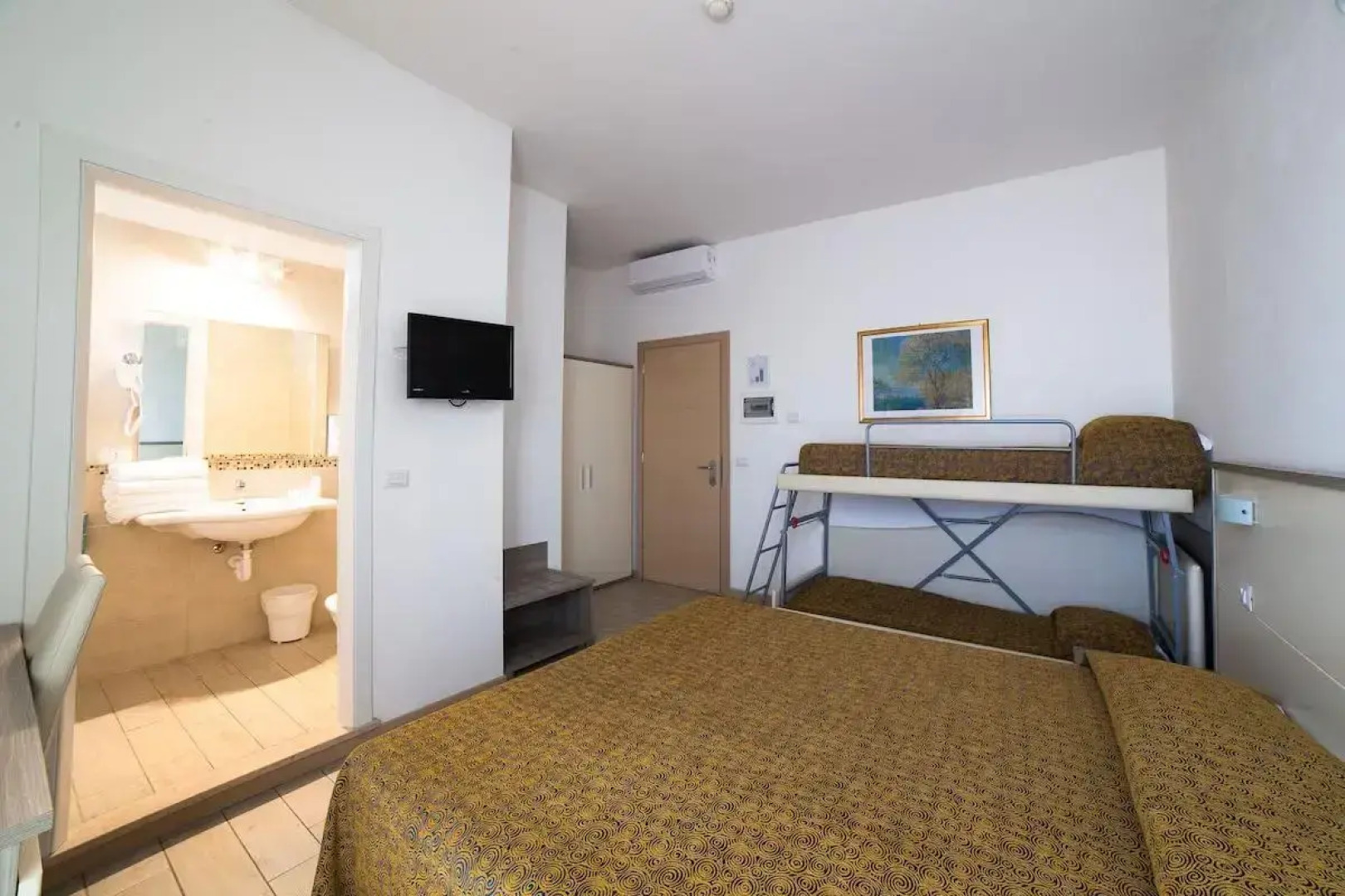 Hotel St. Gregory Park