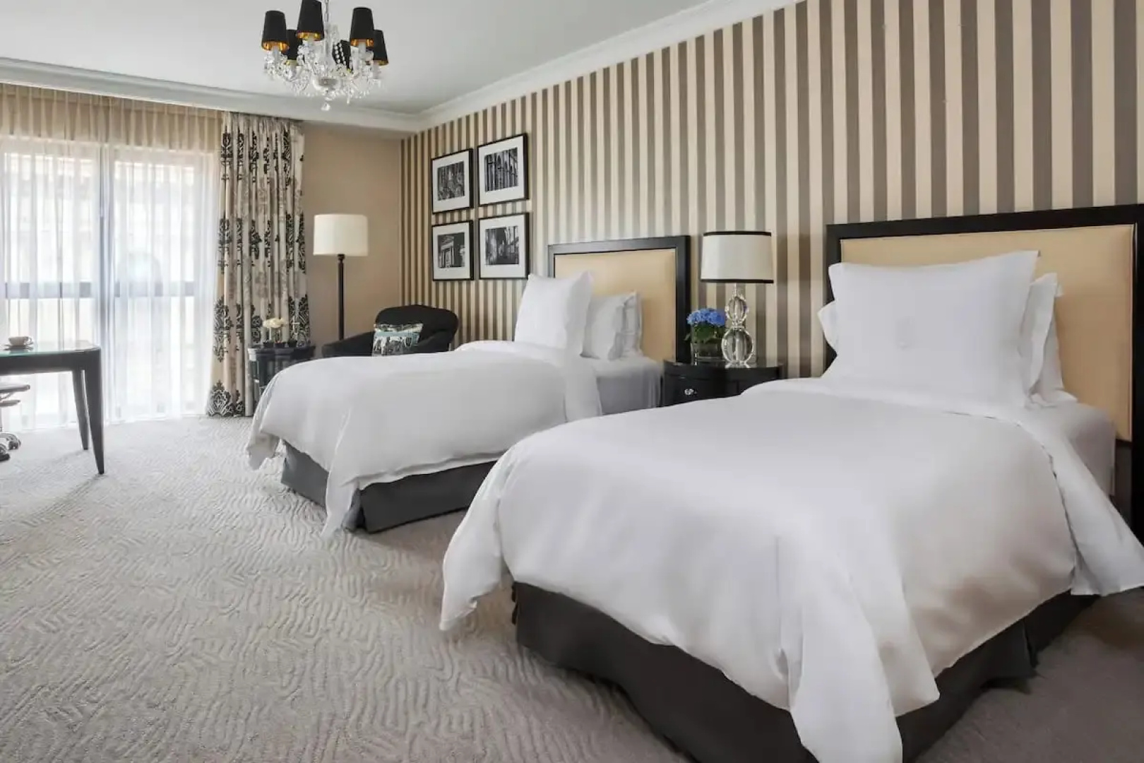Отель Four Seasons Prague