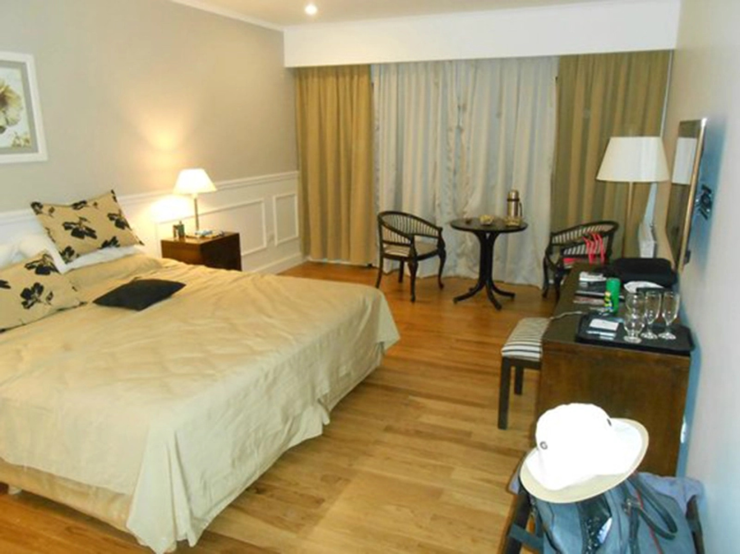 Guayra Hotel